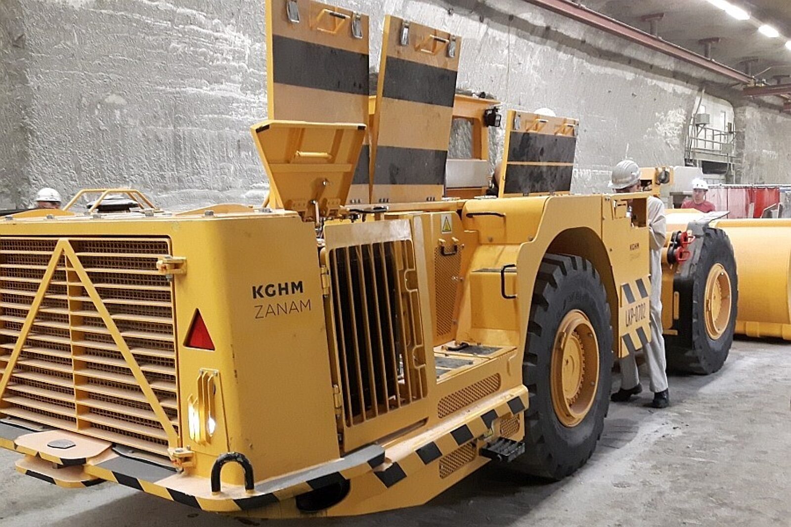 1529679226 ladowarka kghm zanam