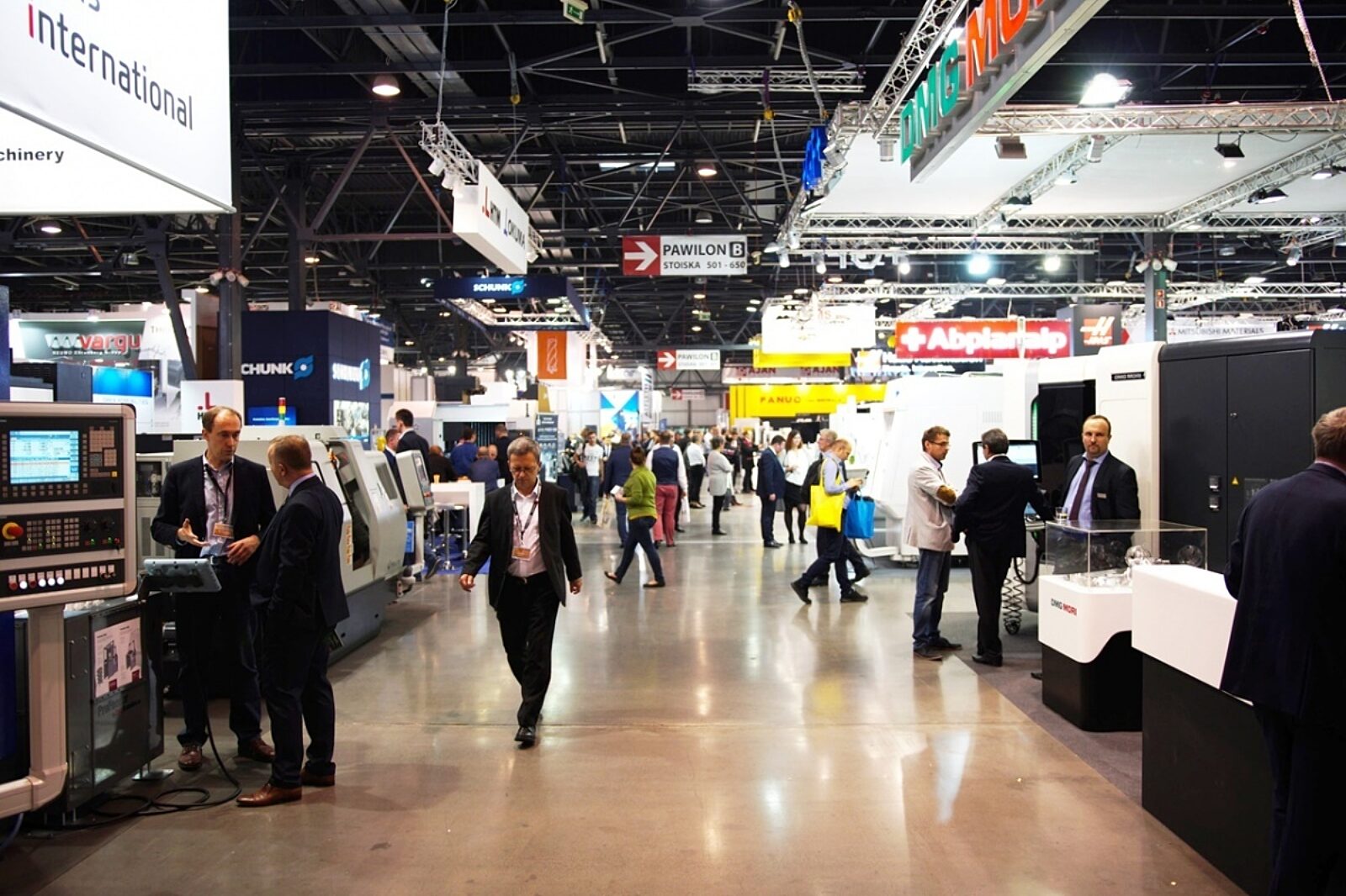 1537262981 toolex targi