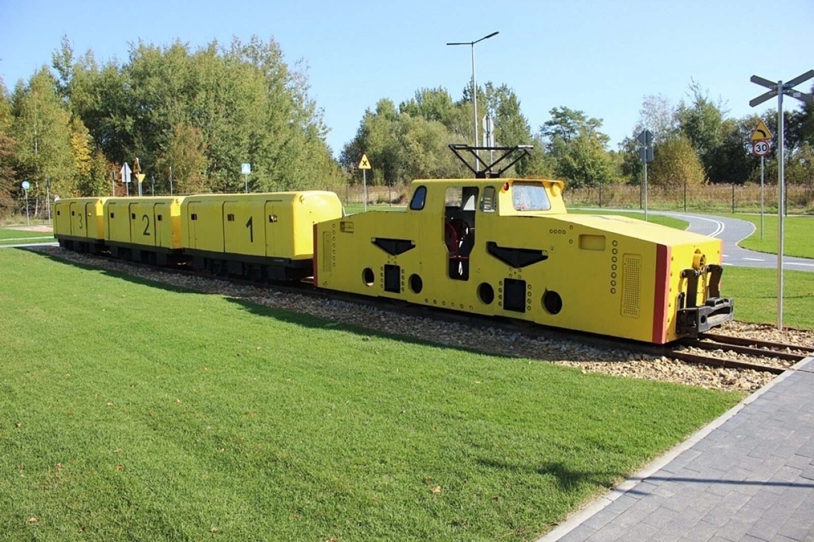 1539086851 miasteczko