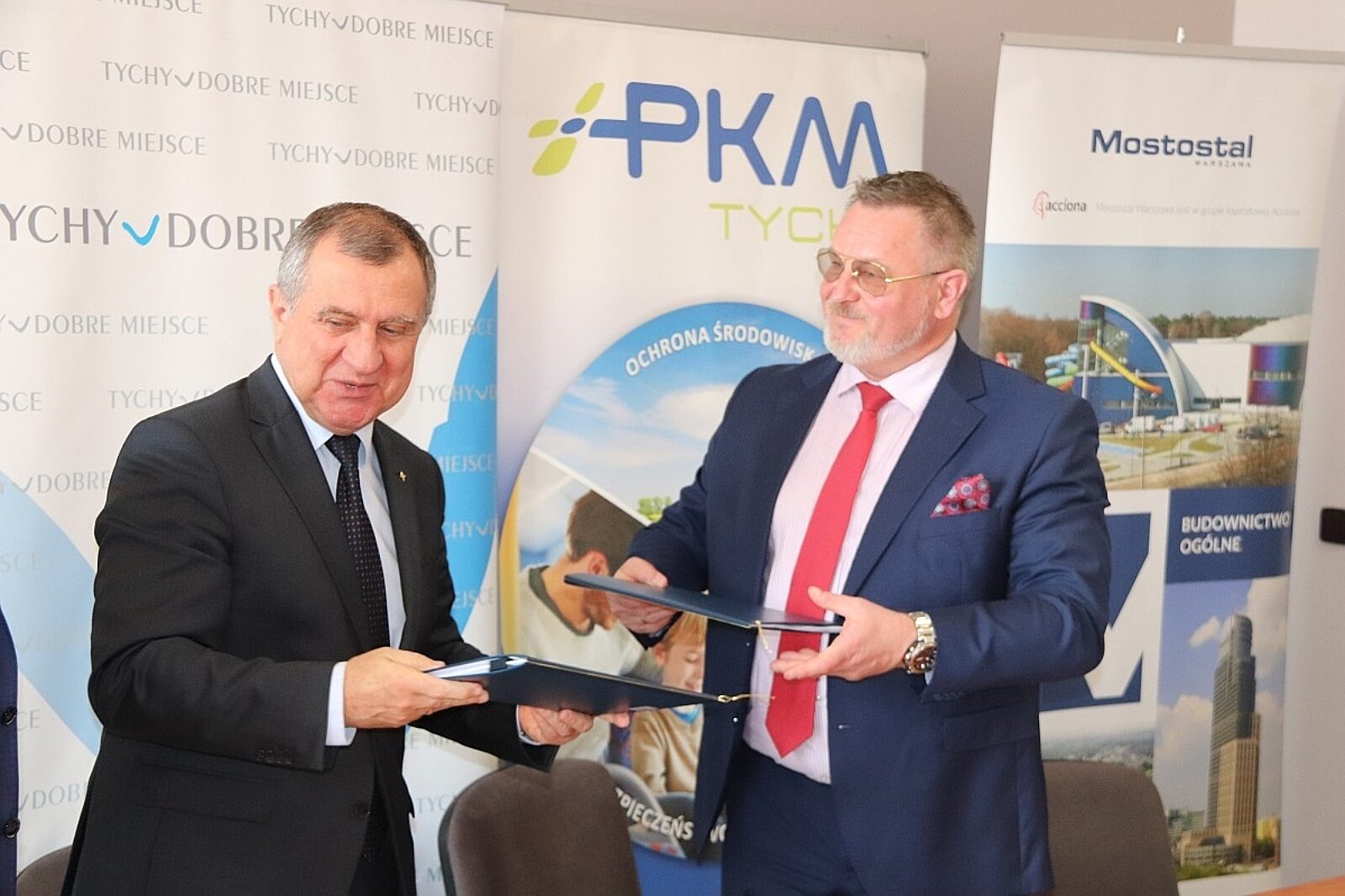 1554718183 zajezdnie autobusowa tychy mw