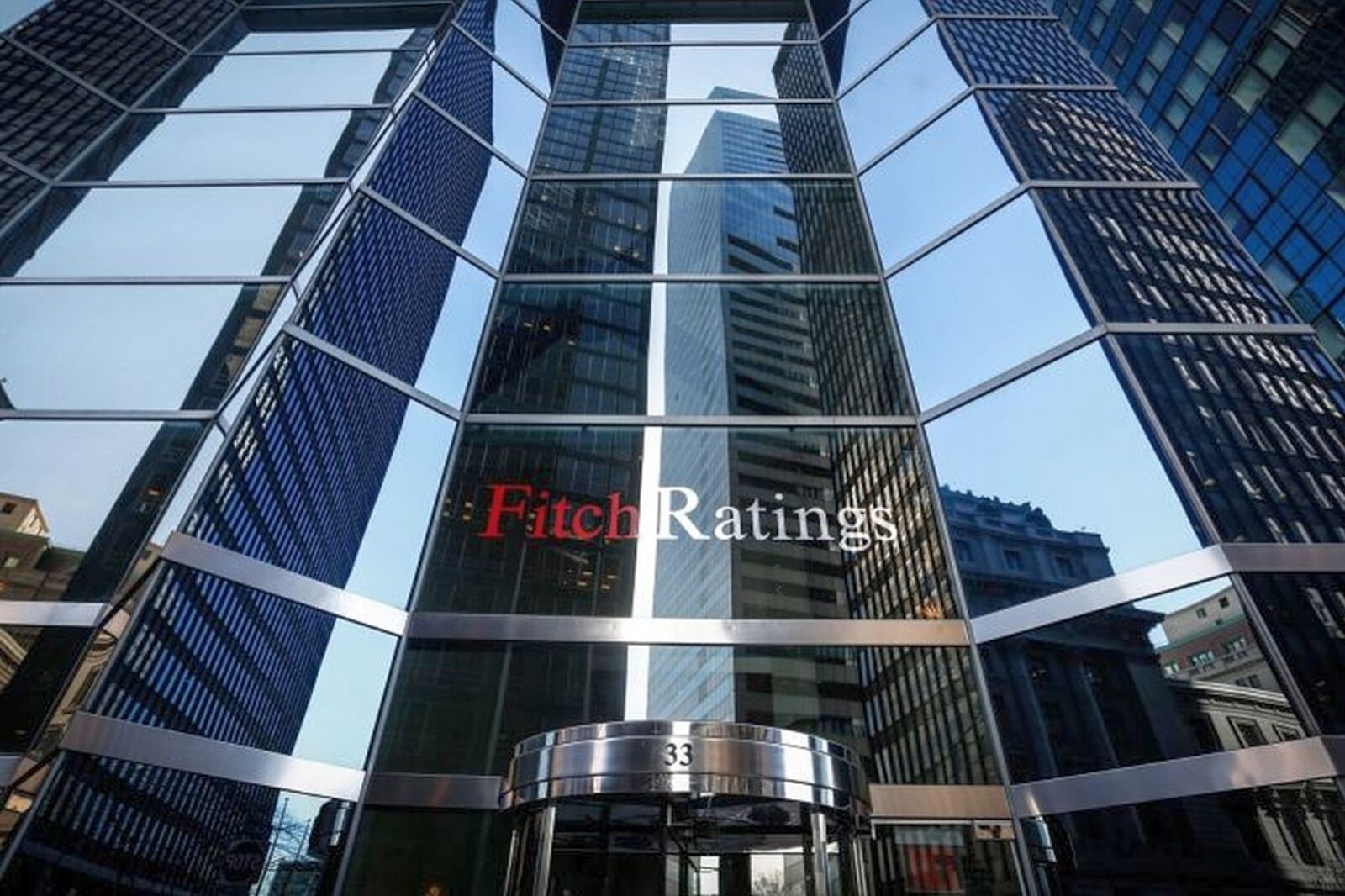 1555518983 fitch ratings