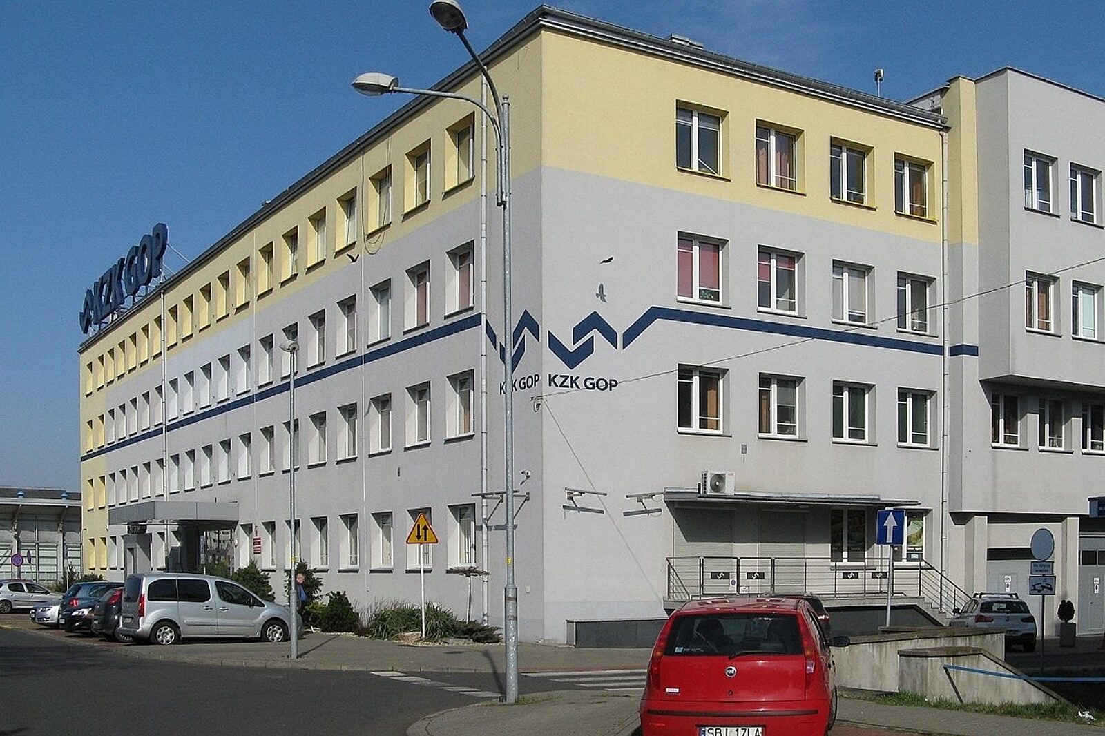 1556015491 kzk gop barbary 21a wikipedia