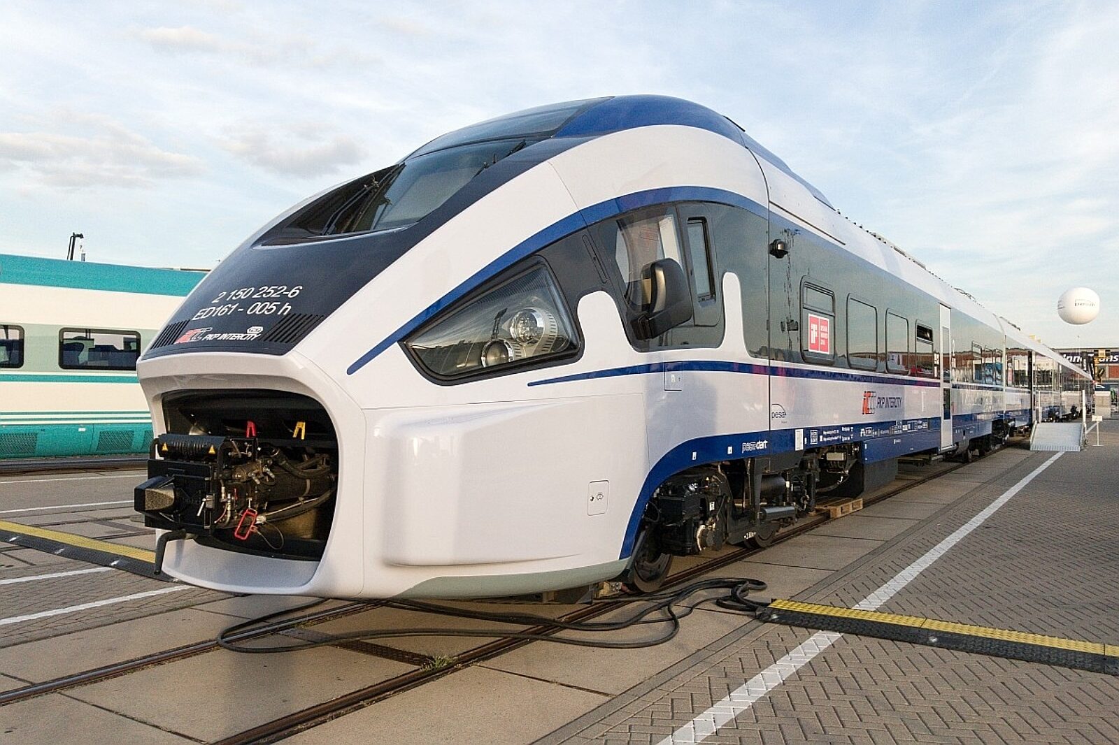 1557065372 pesa dart ed161 of pkp intercity wikipedia