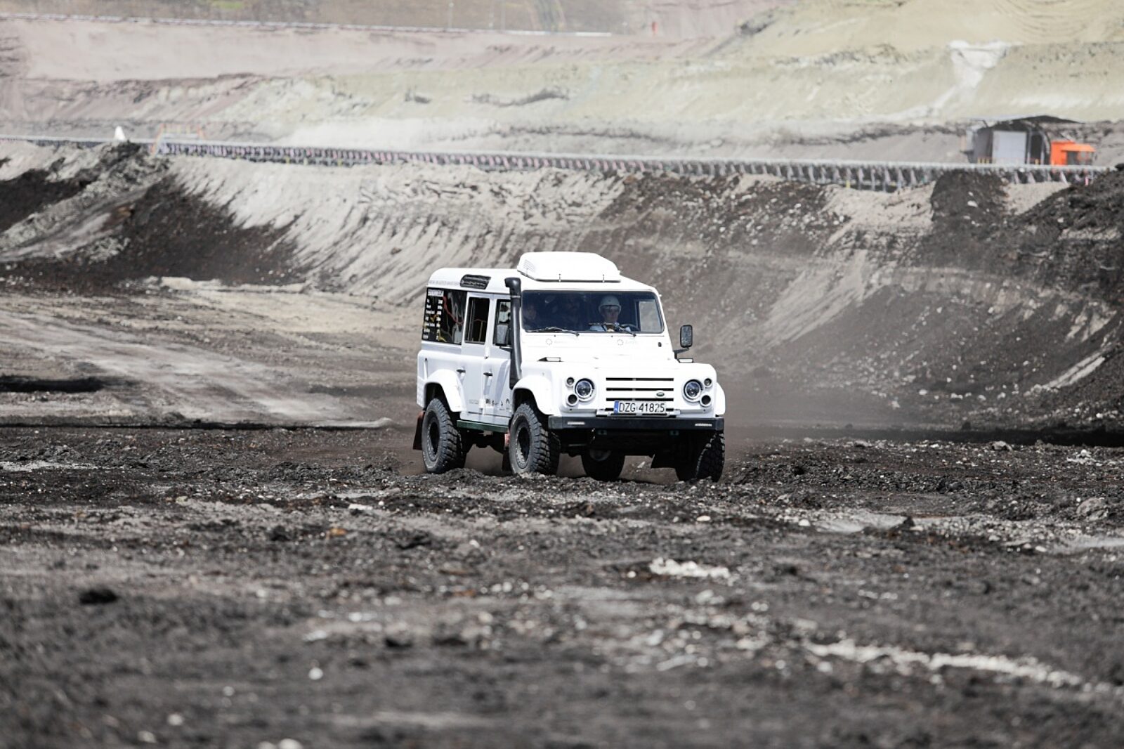 1562572912 terenowka