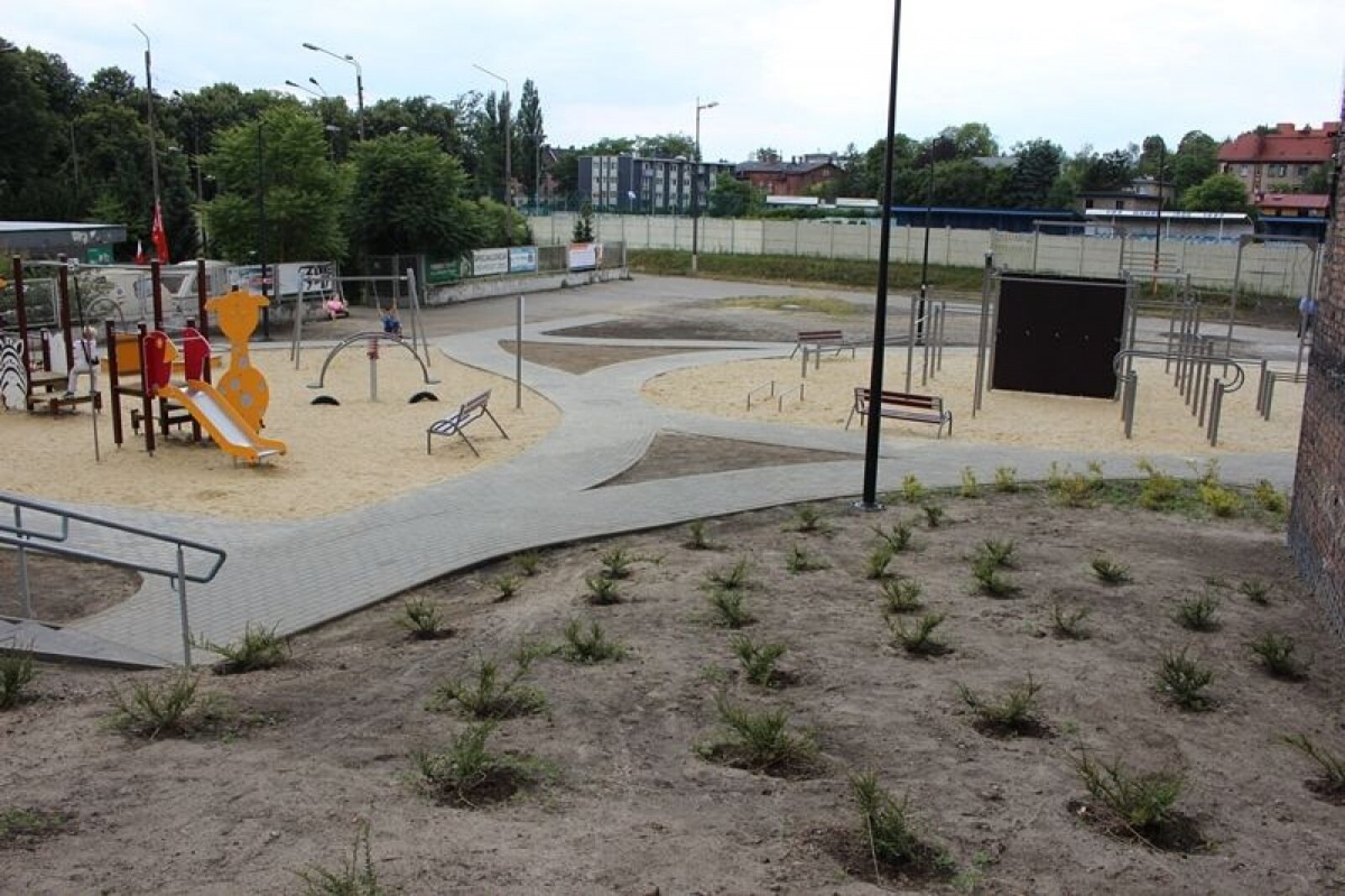 1563803792 podworkowirek11