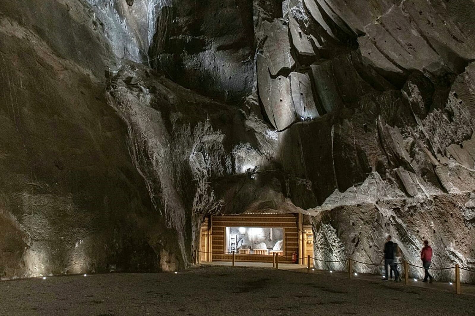 1574162971 wieliczkakomoramariateresa