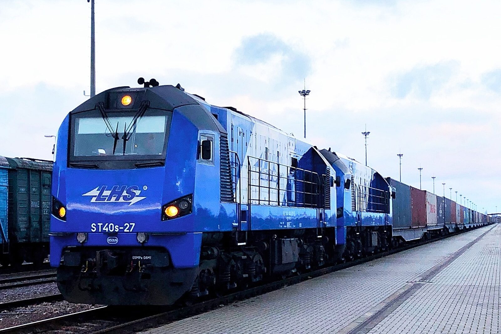 1578376947 pociag pkp lhs