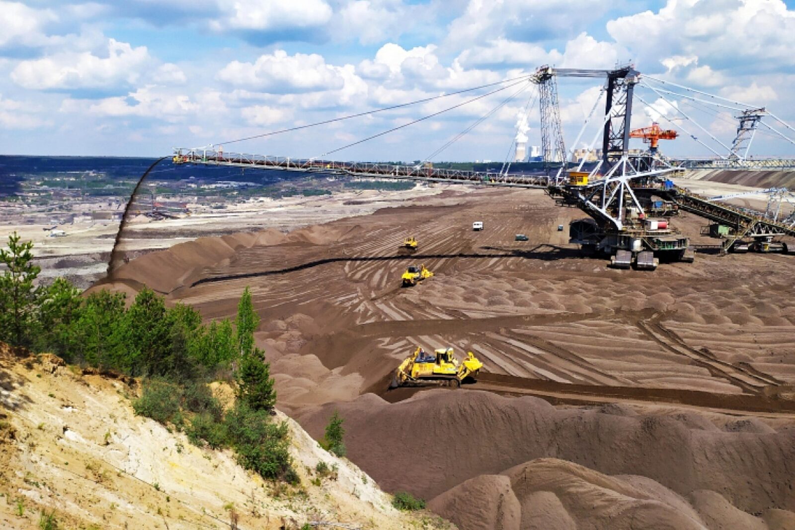 1590143605 plaza kwb belchatow