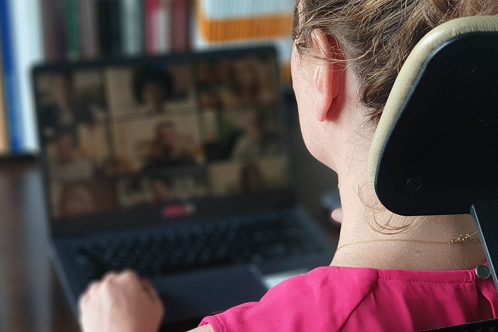 1592813942 komputerpracownik