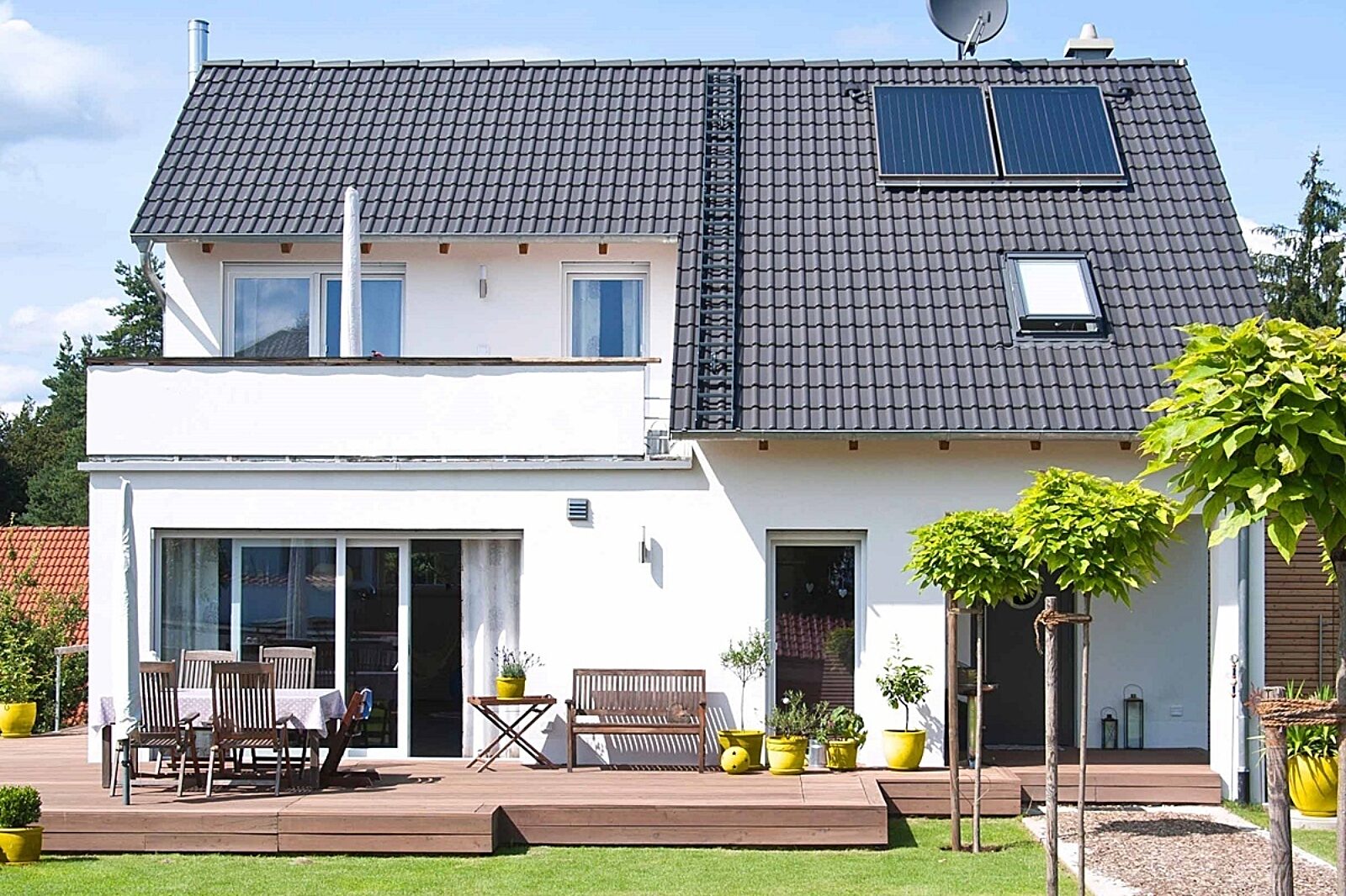 1595408202 dom aviva