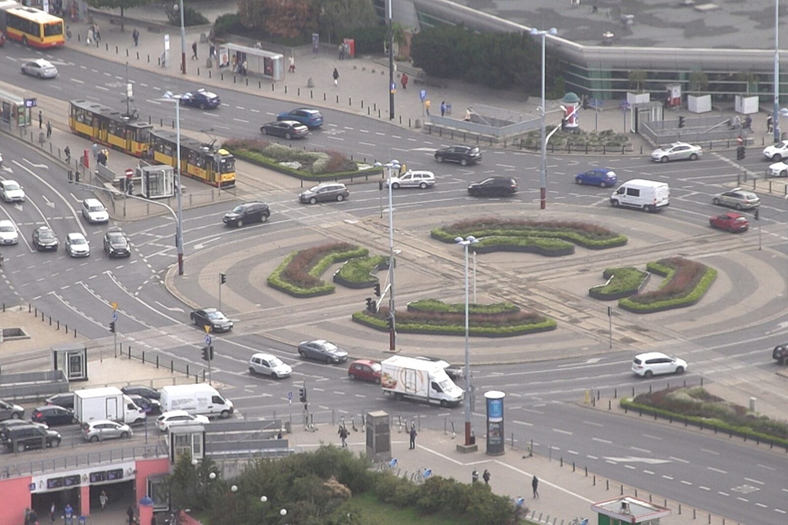 1604308555 warszawa rondo dmowskiego