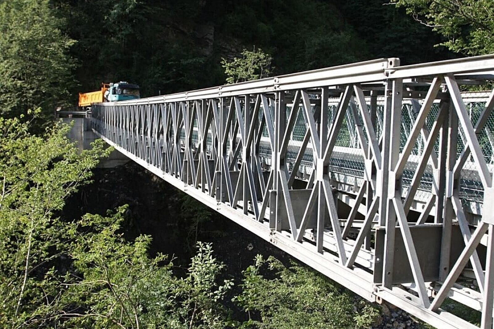 1604573916 most panelowy