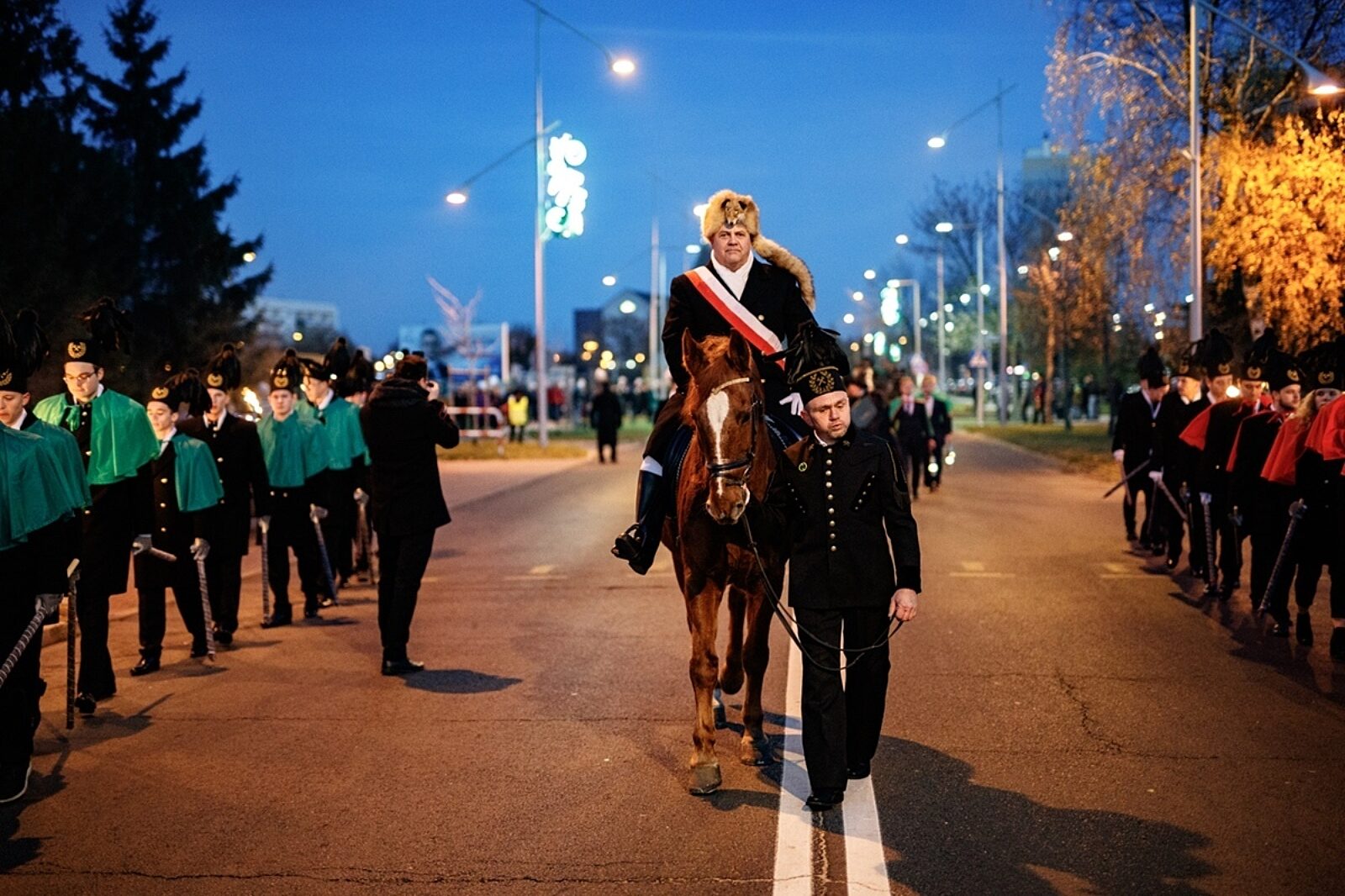 1607067773 pochodlisamajora