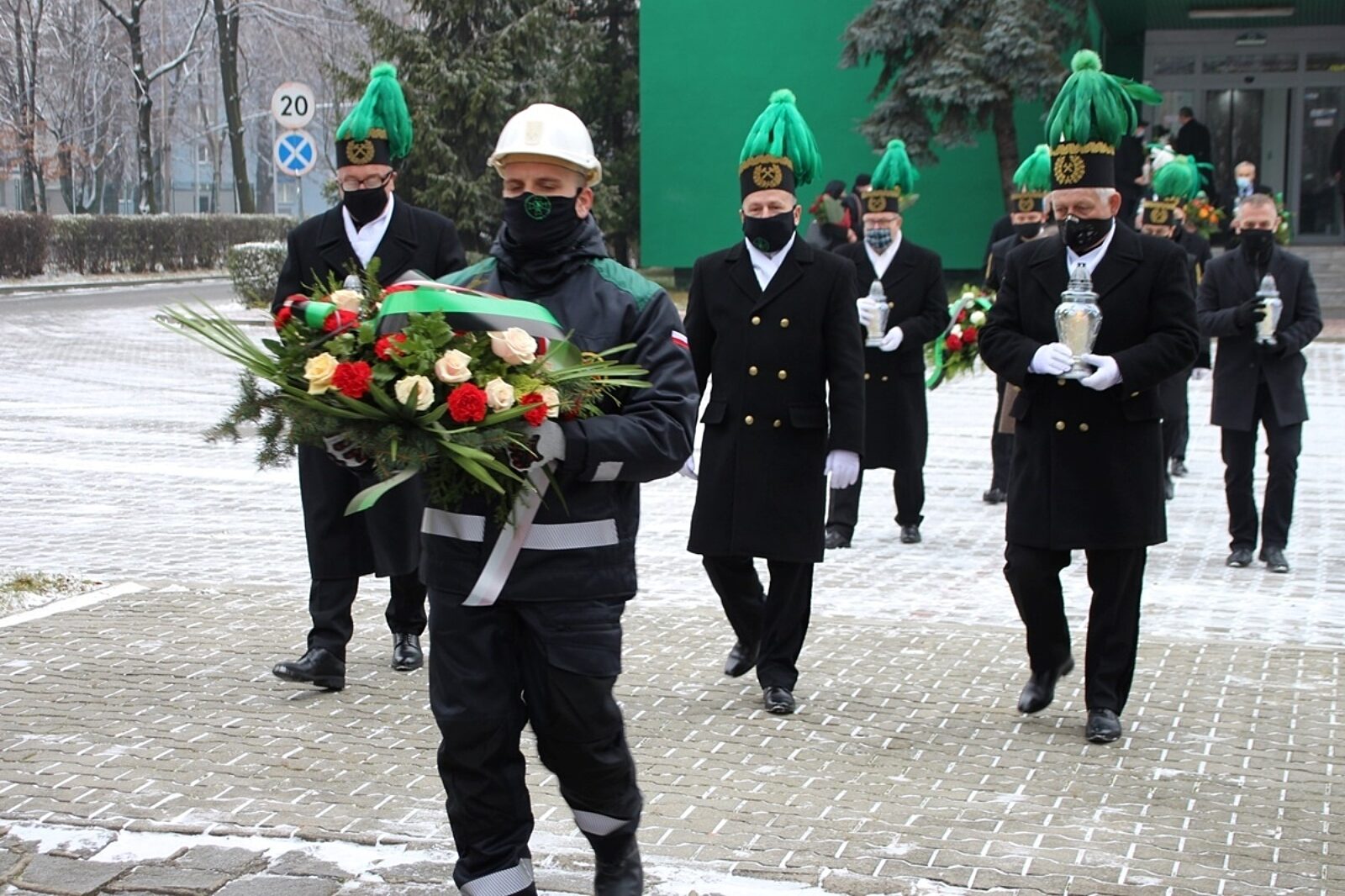 1607596792 csrg barborka 2020