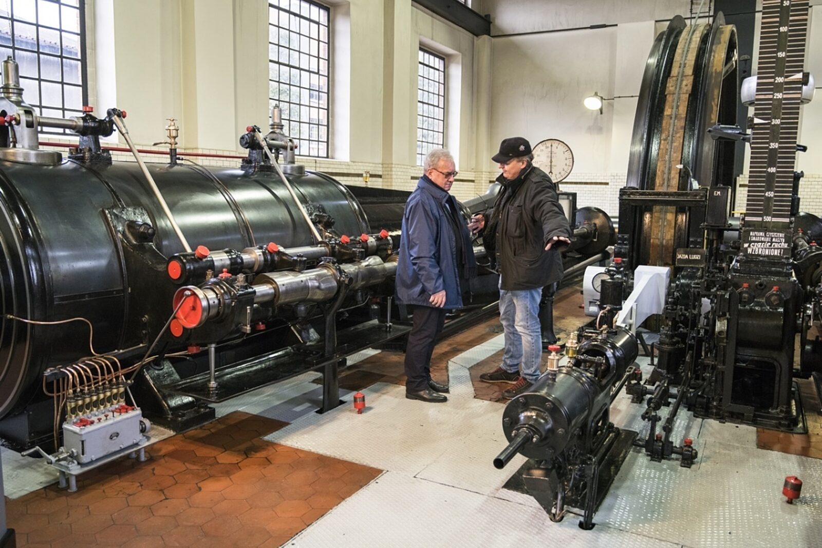 1608640863 maszyny parowe