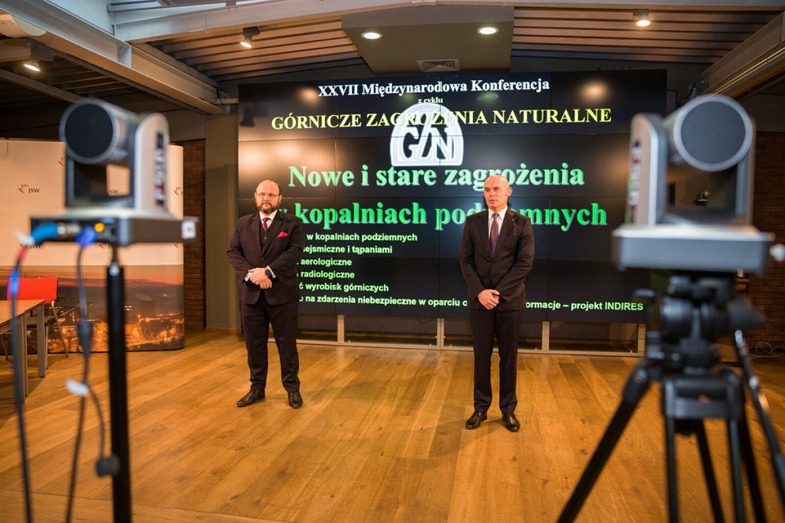 1608716469 konferencja