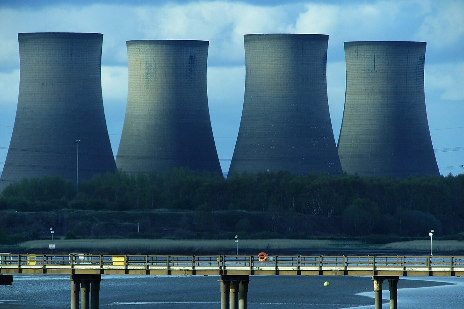 1609848796 elektrownia pixabay 04