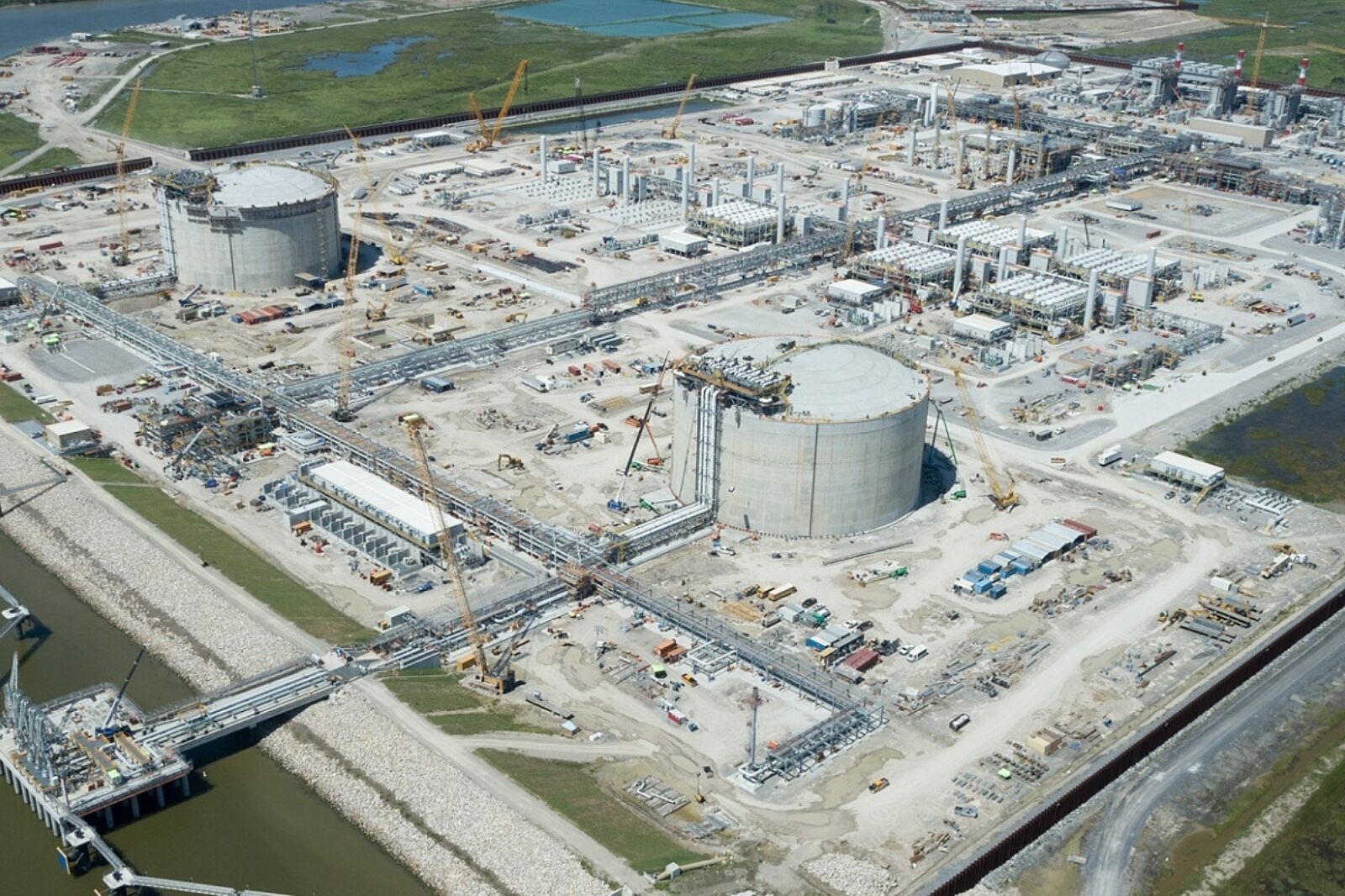 1644848210 terminal venturegloballng