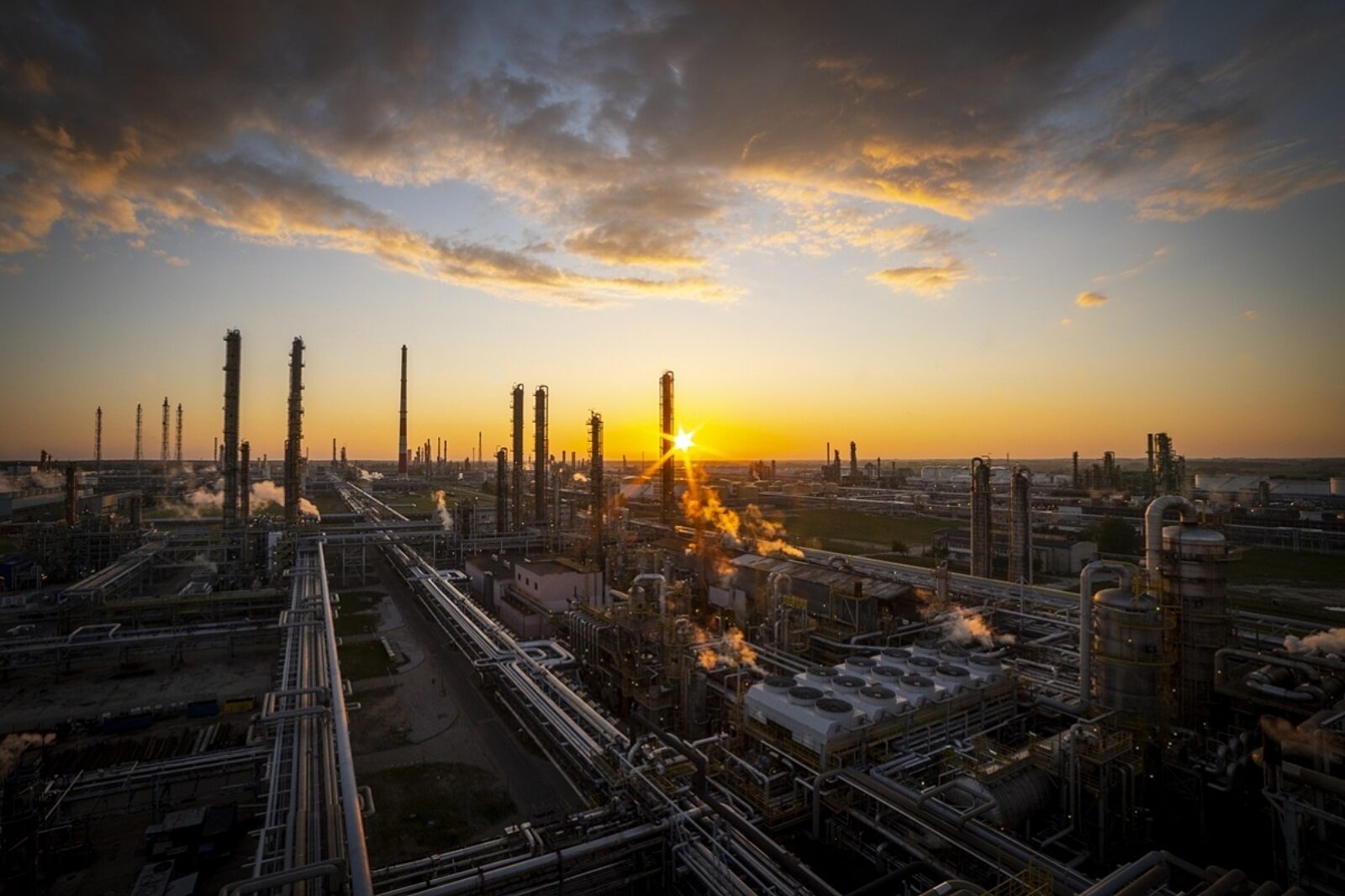 1647343923 rafineria orlen 05