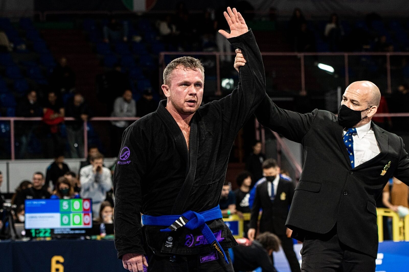 1647524373 dobosz sebastian