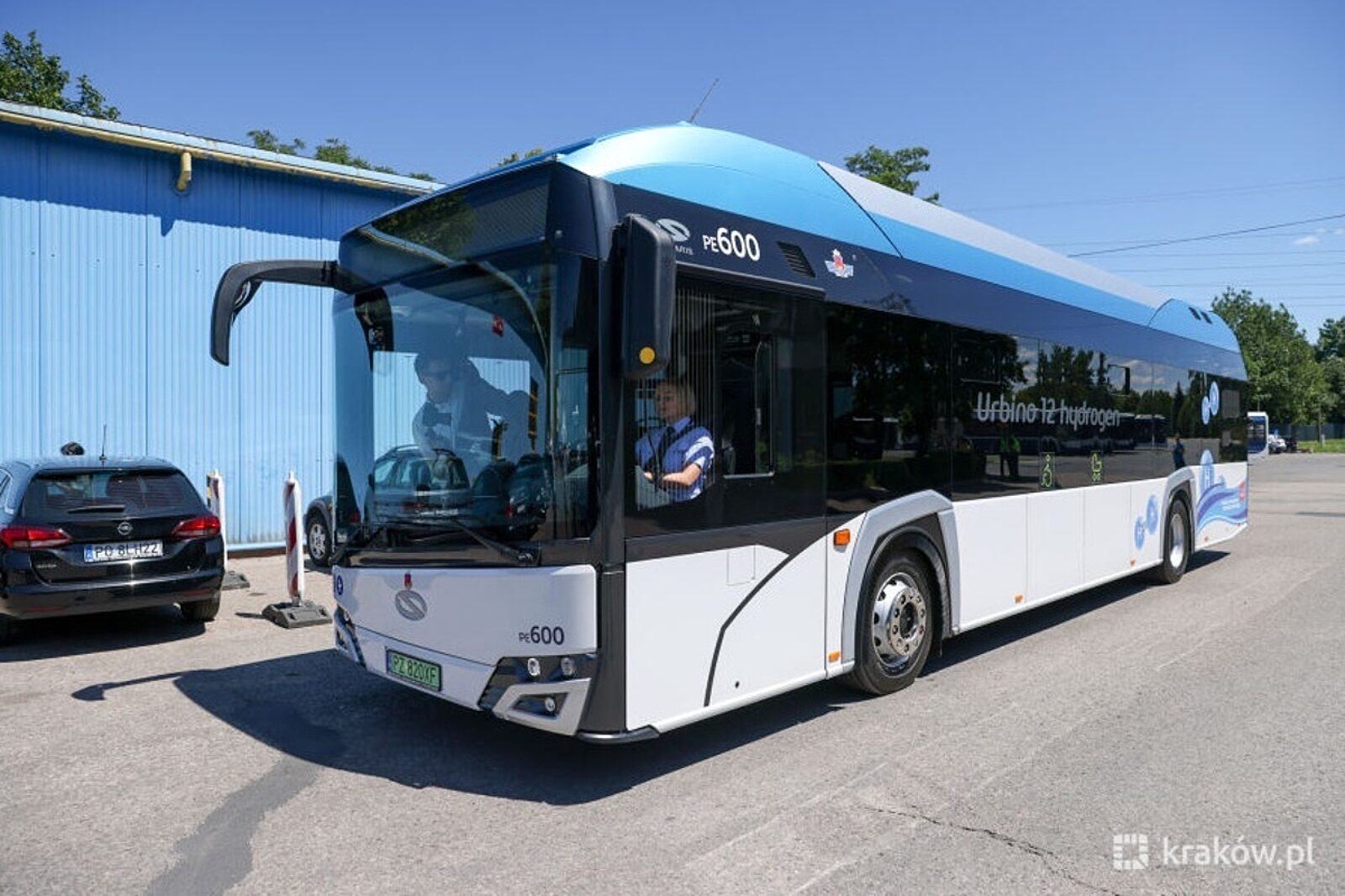 1656077291 autobus wodor