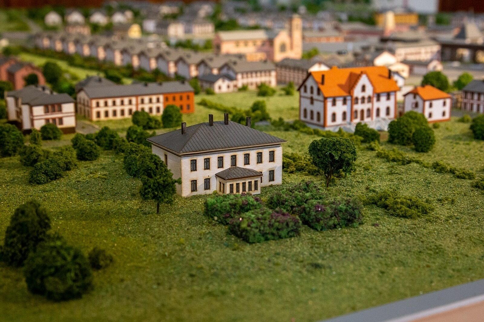 W 1898 r. na terenie osiedla wzniesiono willę, którą potem zajmował dyrektor kopalni Victor Vianney.