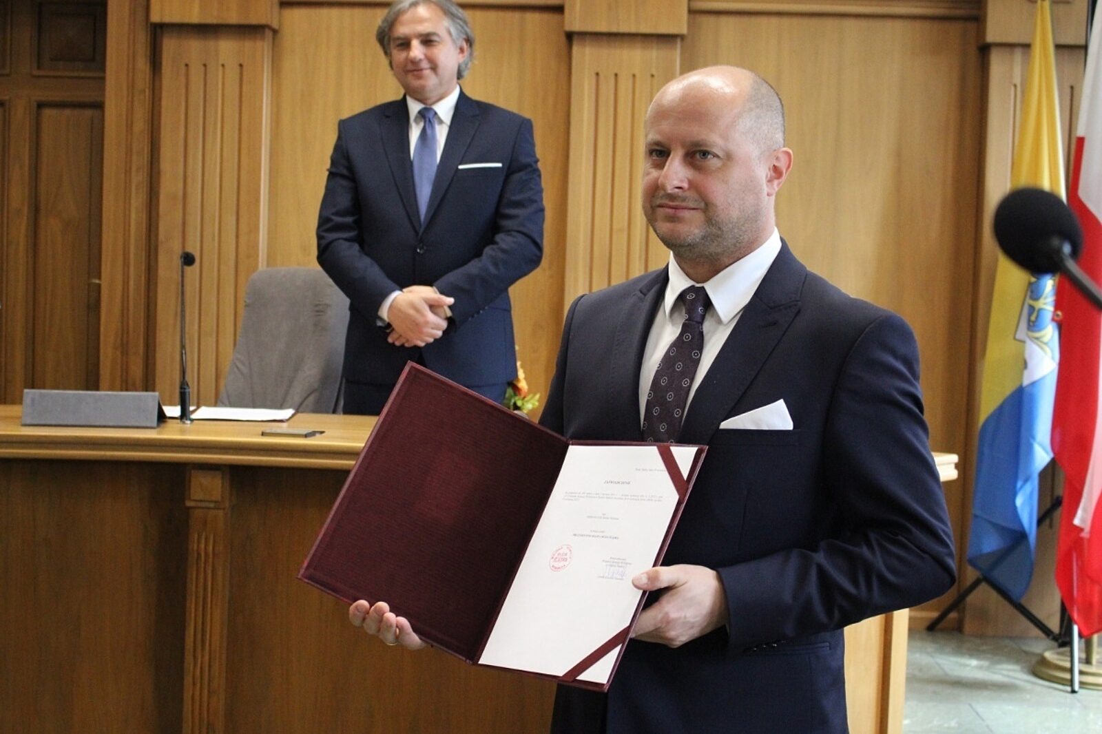 1664455295 pieronczyk