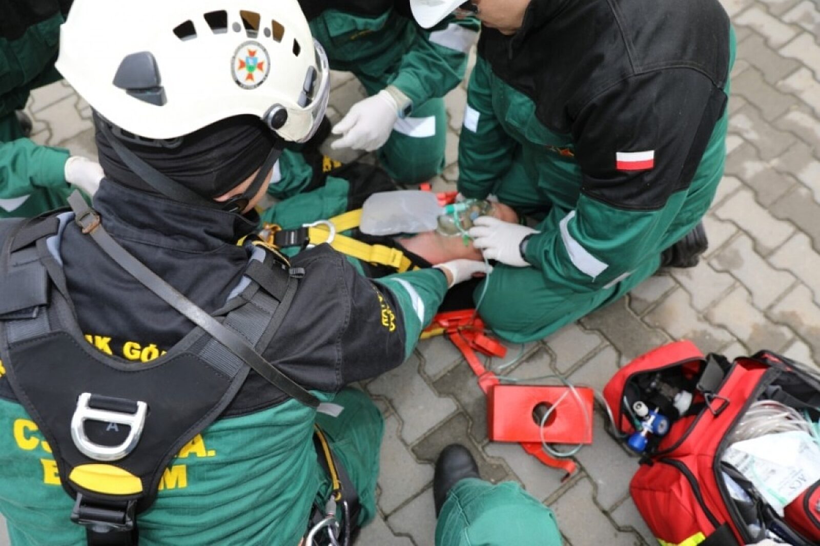 1675935247 ratownicy wypdek csrg