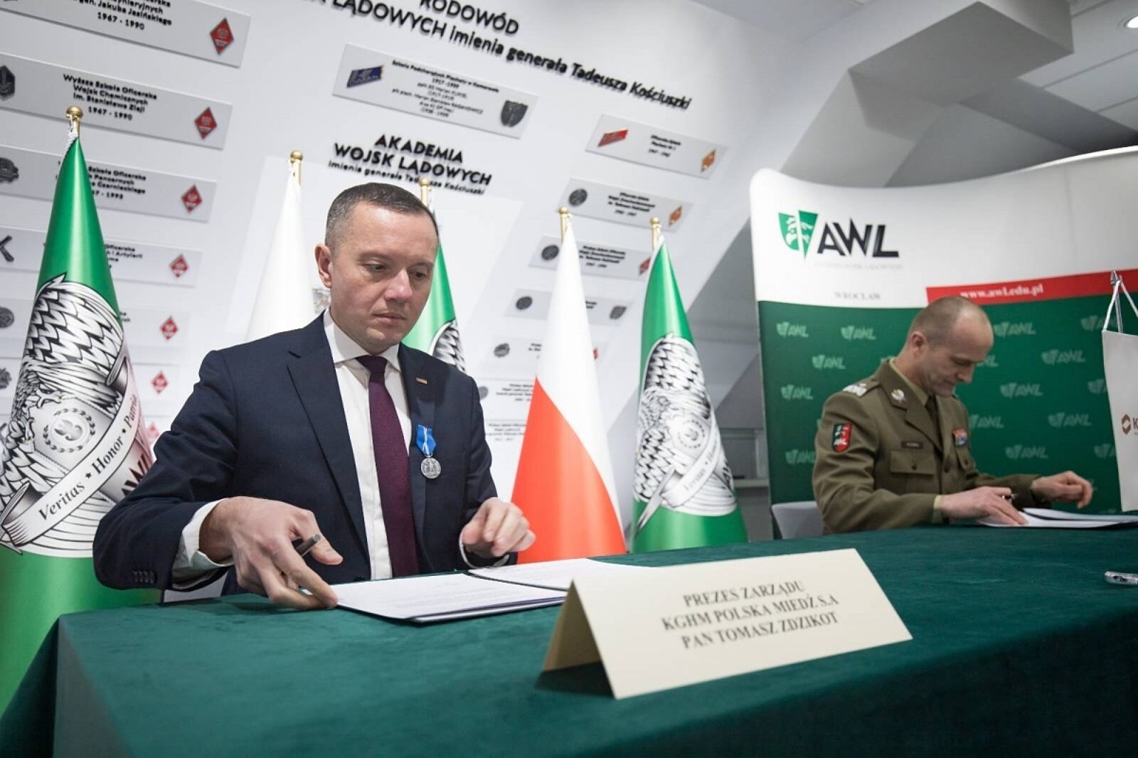 1679039992 list kghm awl kghm