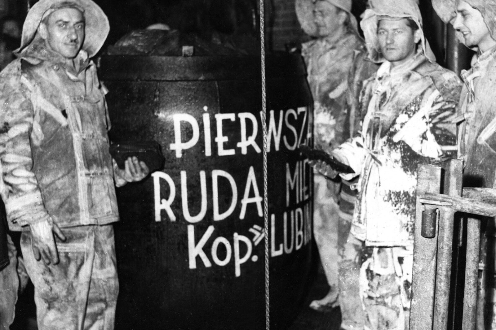 1679322280 tona kghm