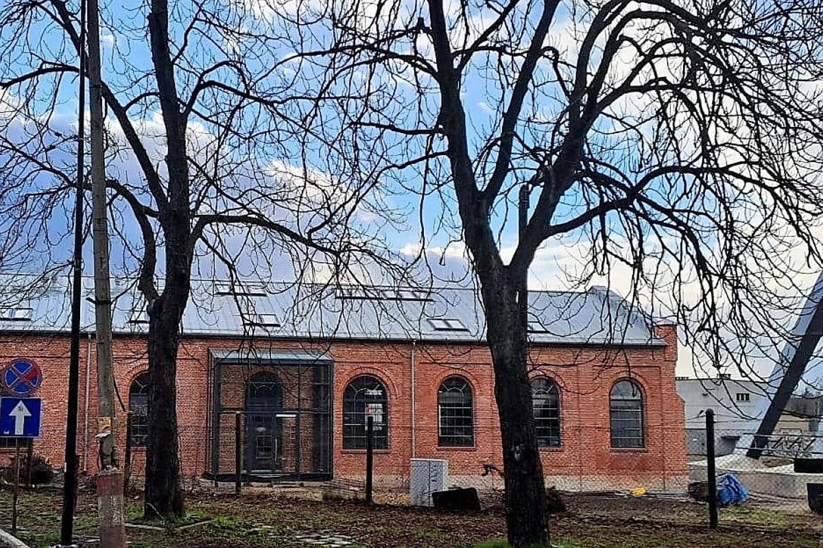 1680257907 biblioteka