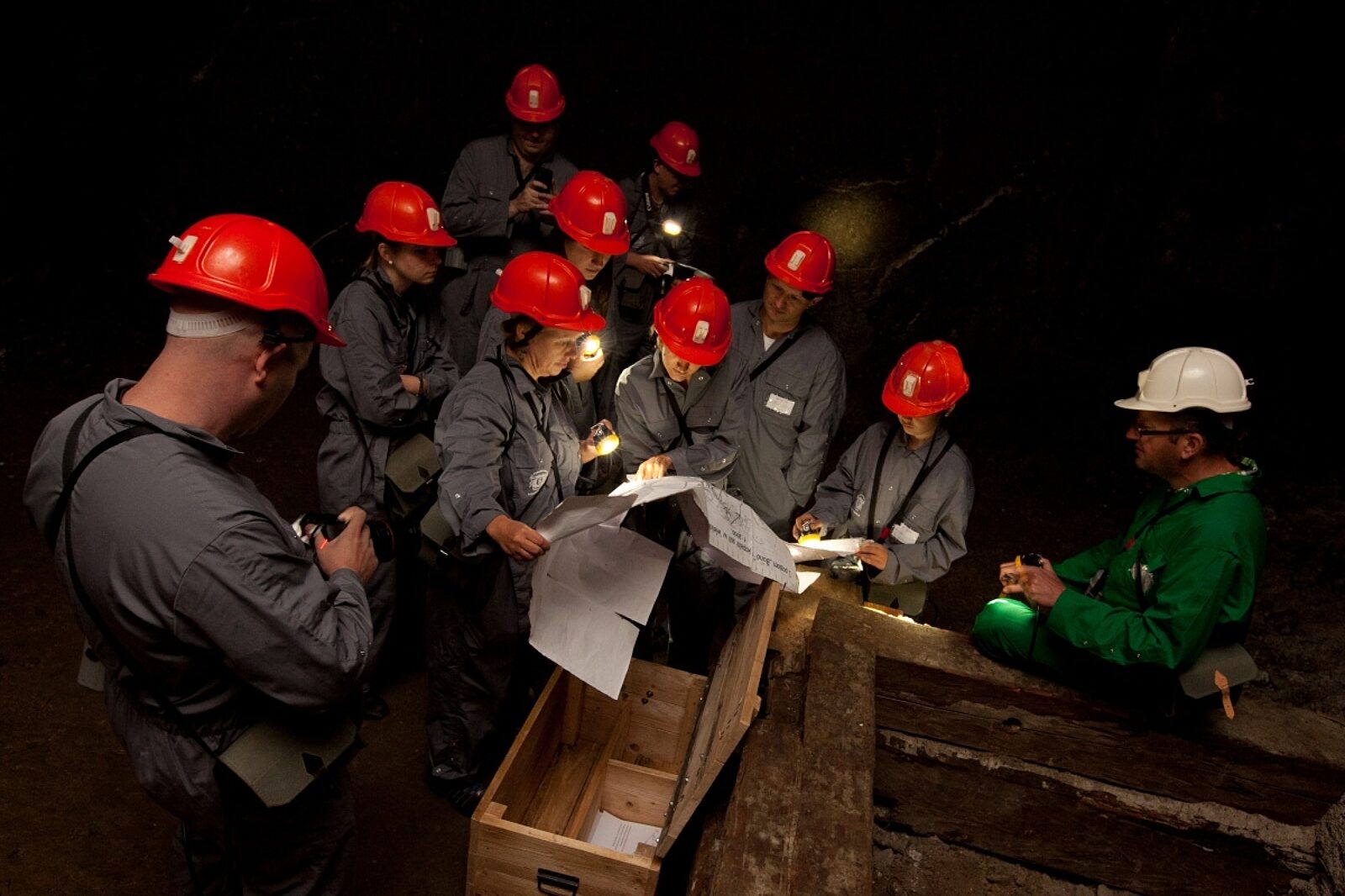 1681221415 otpawelzarychta