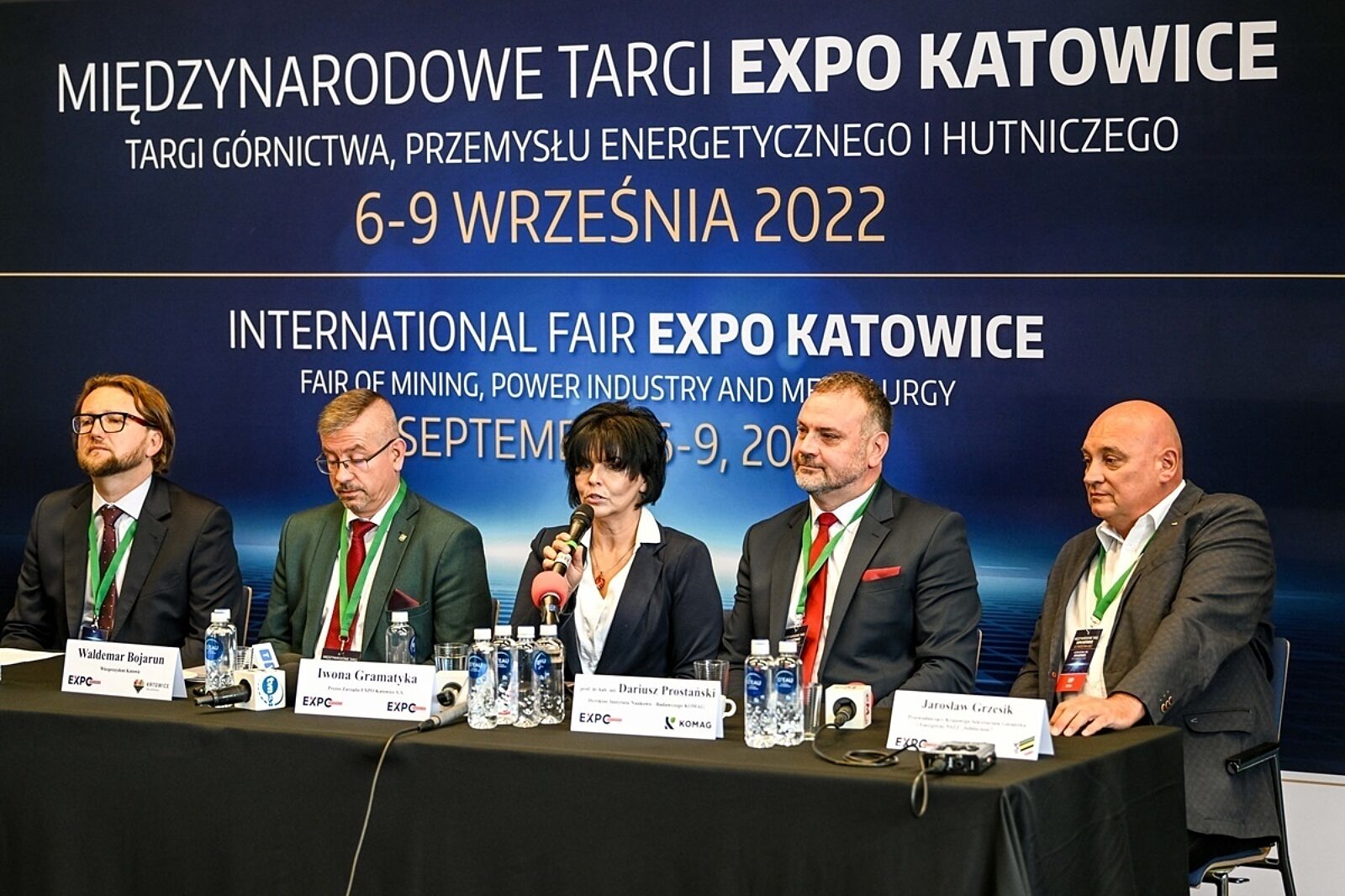 1682590829 1663317105 5c1