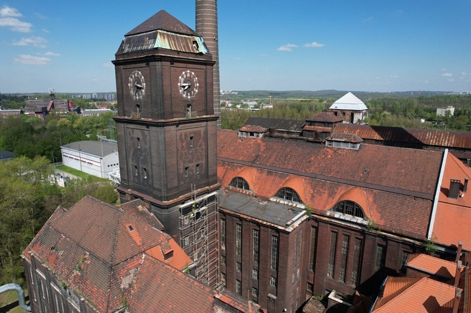 1684141713 ecszombierki