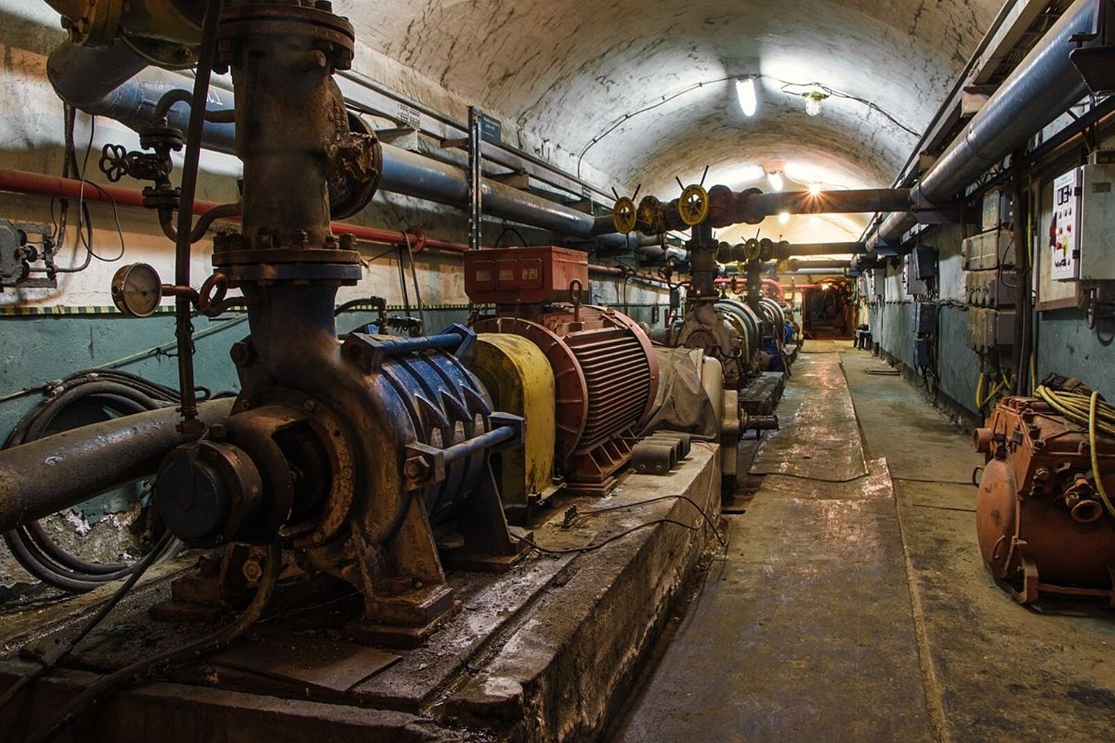 Pompownia Makoszowy jest jedną z 16 pompowni należących do Centralnego Zakładu Odwadniania Kopalń, będącego oddziałem Spółki Restrukturyzacji Kopalń