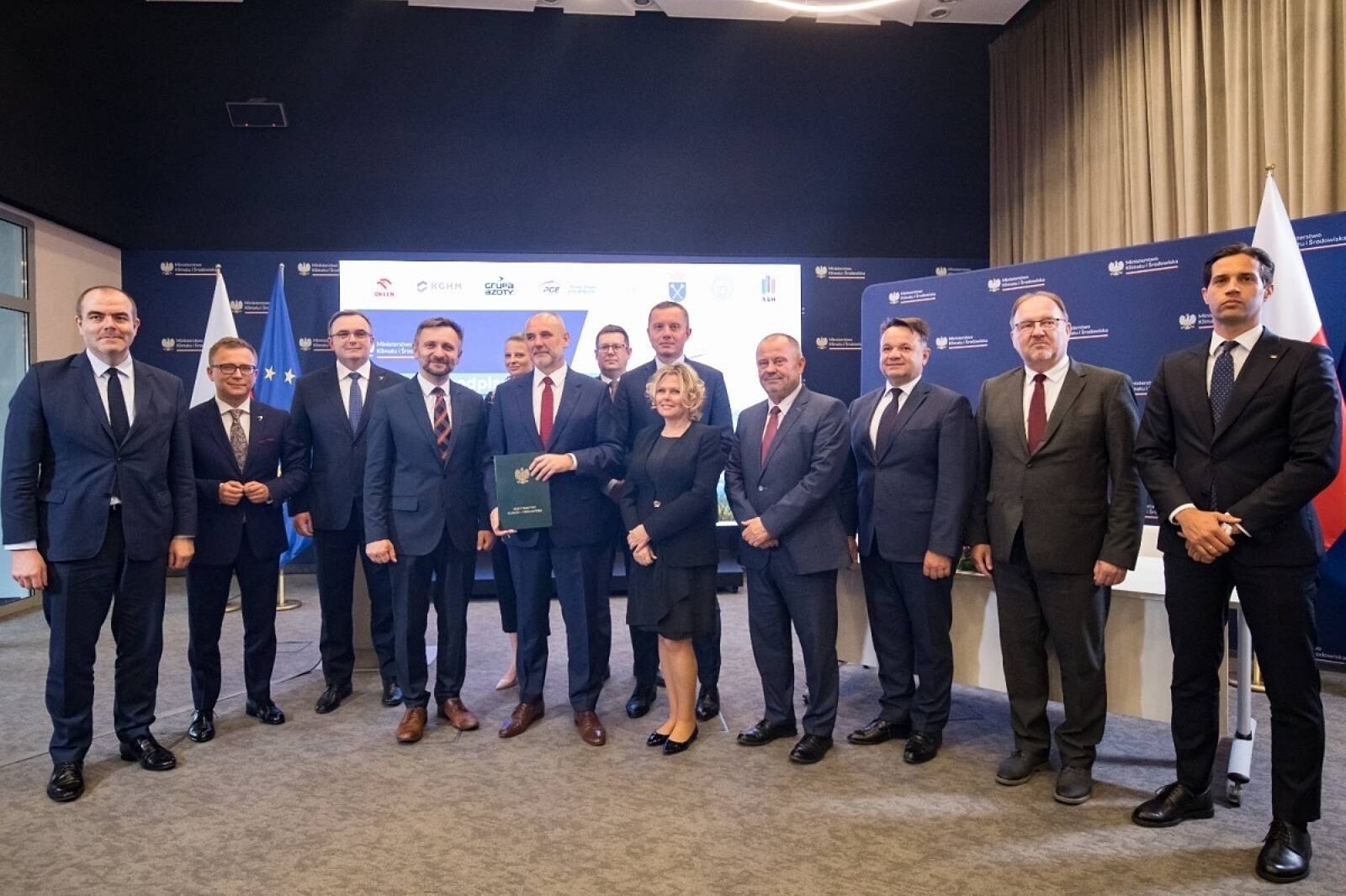 1685426067 list kghm