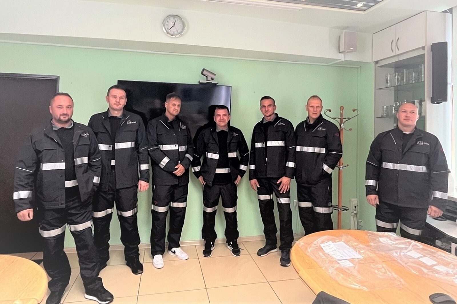 1689861512 odziez pgg