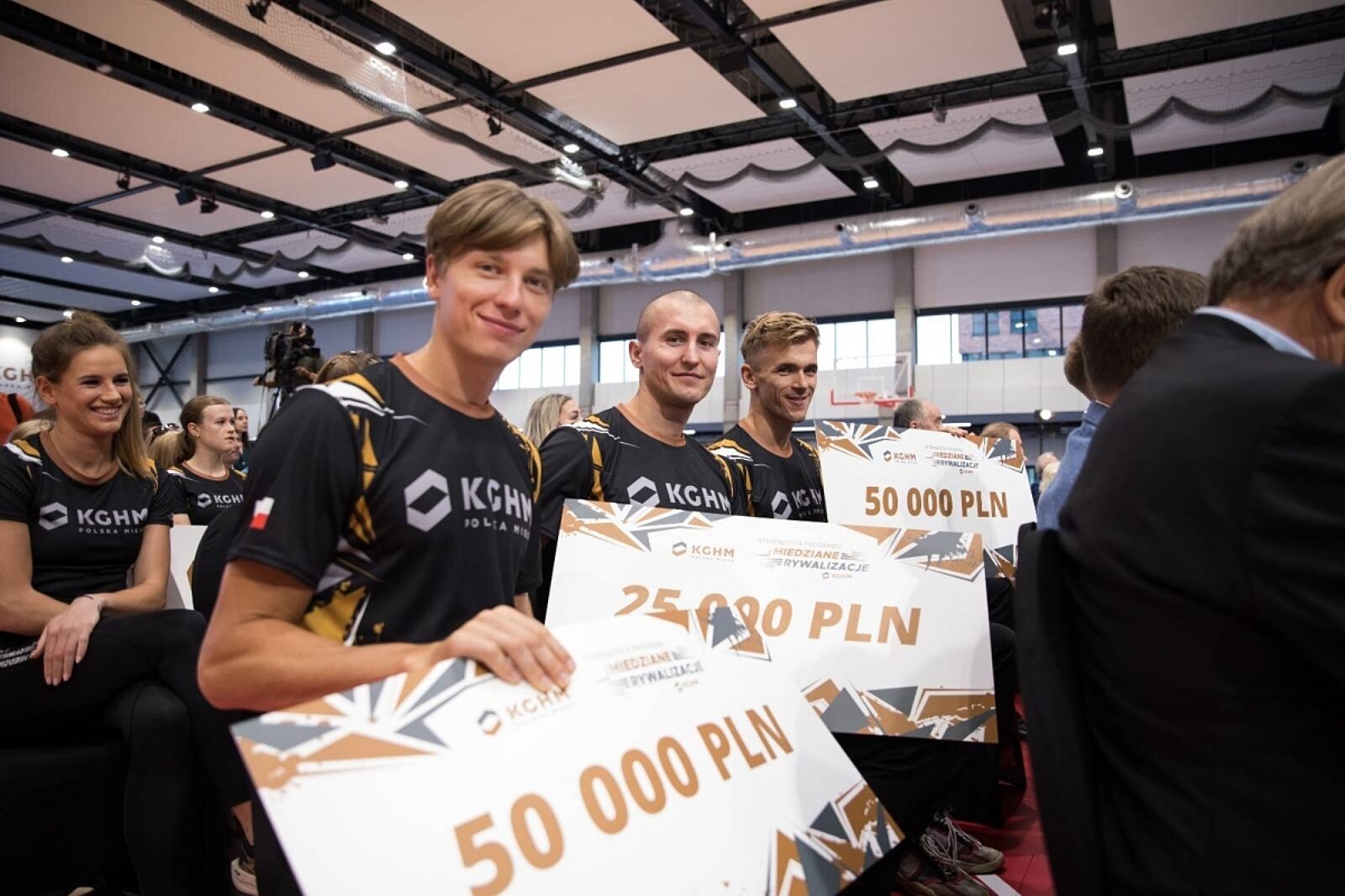 1695624126 stypendia kghm