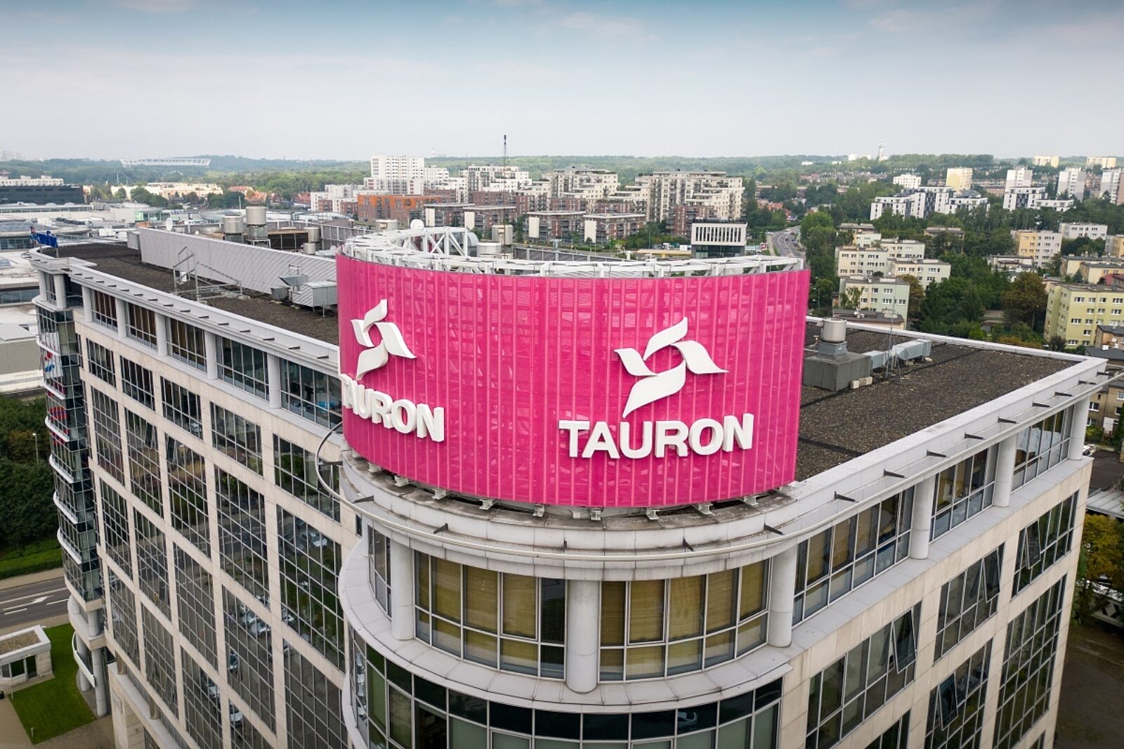 1697021240 tauron siedziba1 km