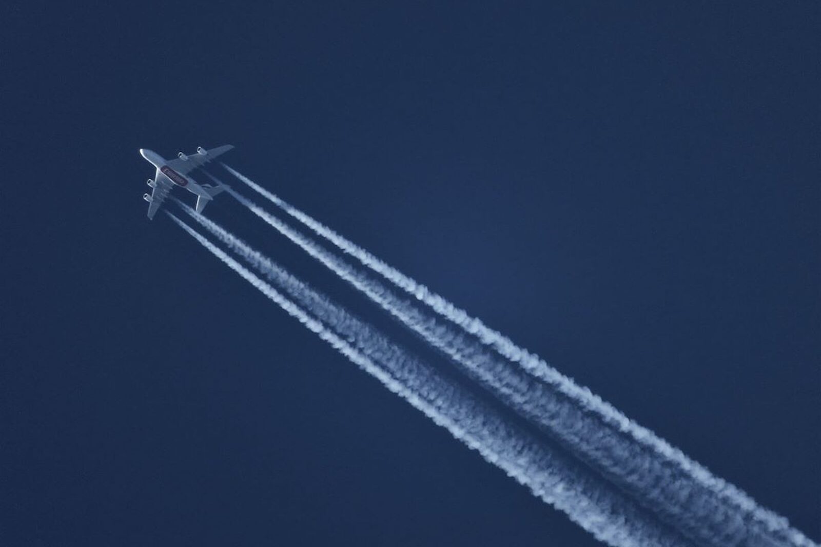 1697096392 samolot pexels