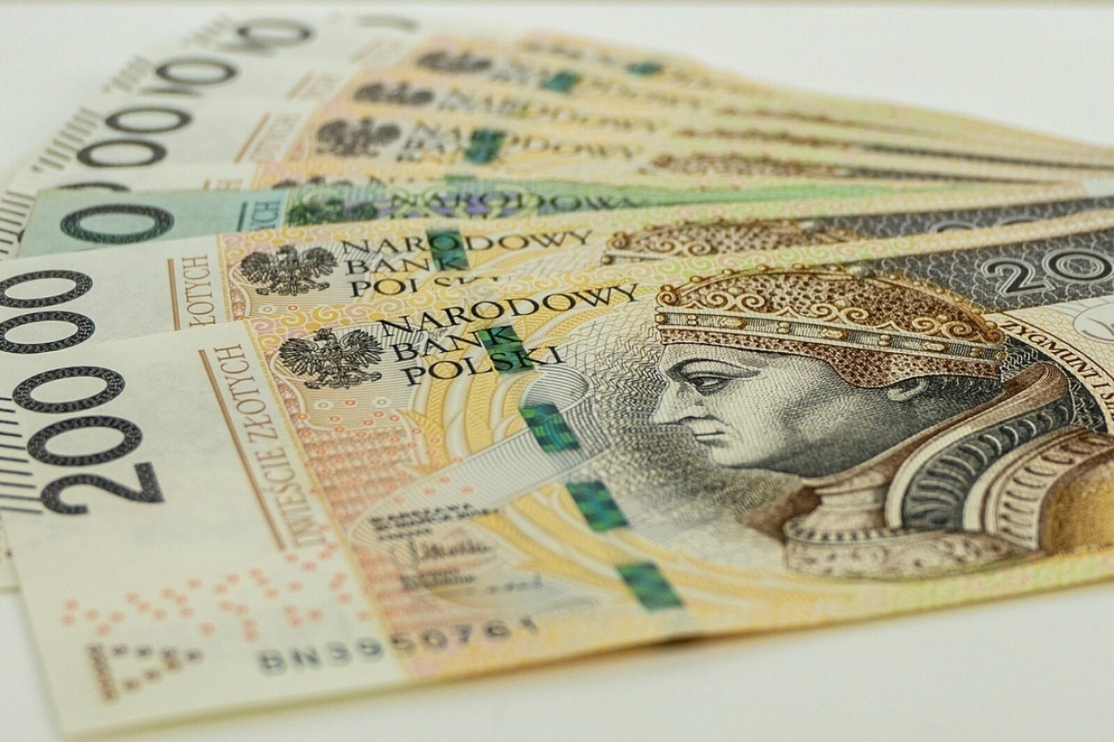 1702968763 s pieniadze3 pixabay res 1200