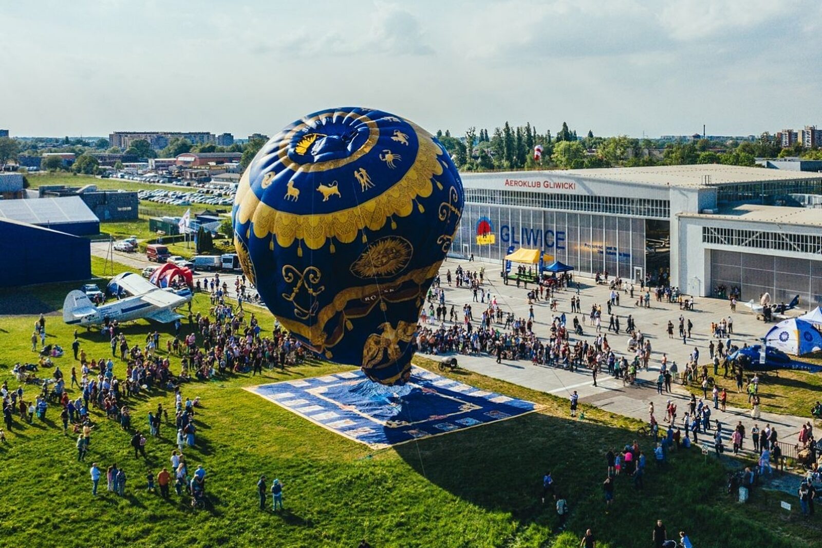 1715342709 tn nocpodskrzydlami