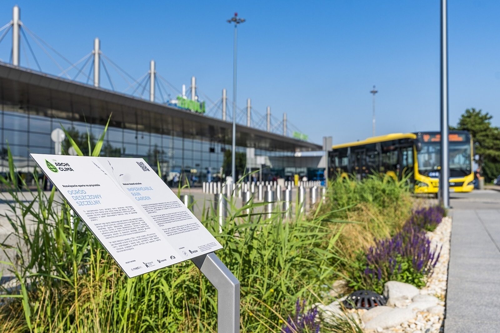 1722947992 pyrzowice katowice airport