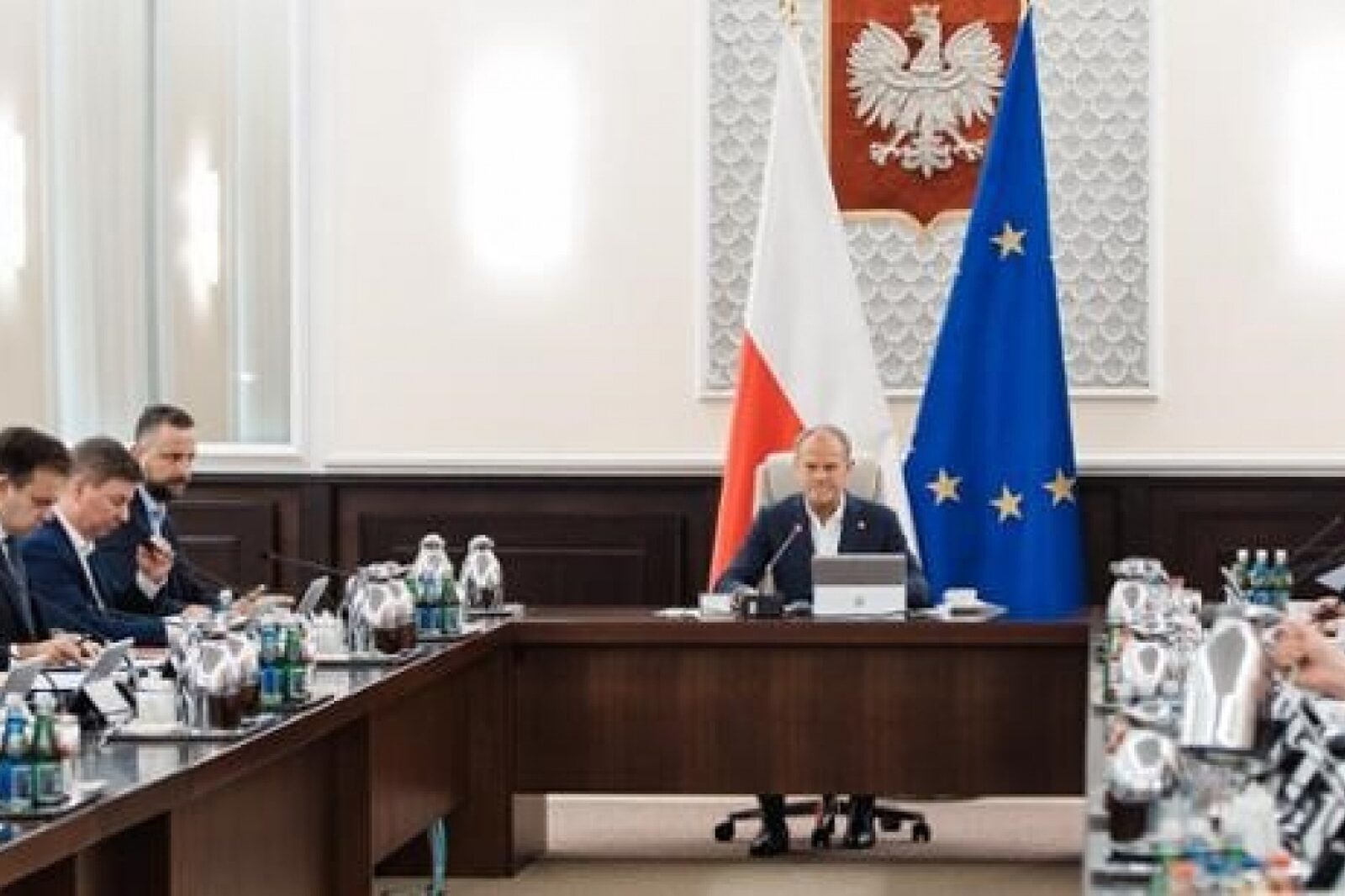 1727078864 radaministrow