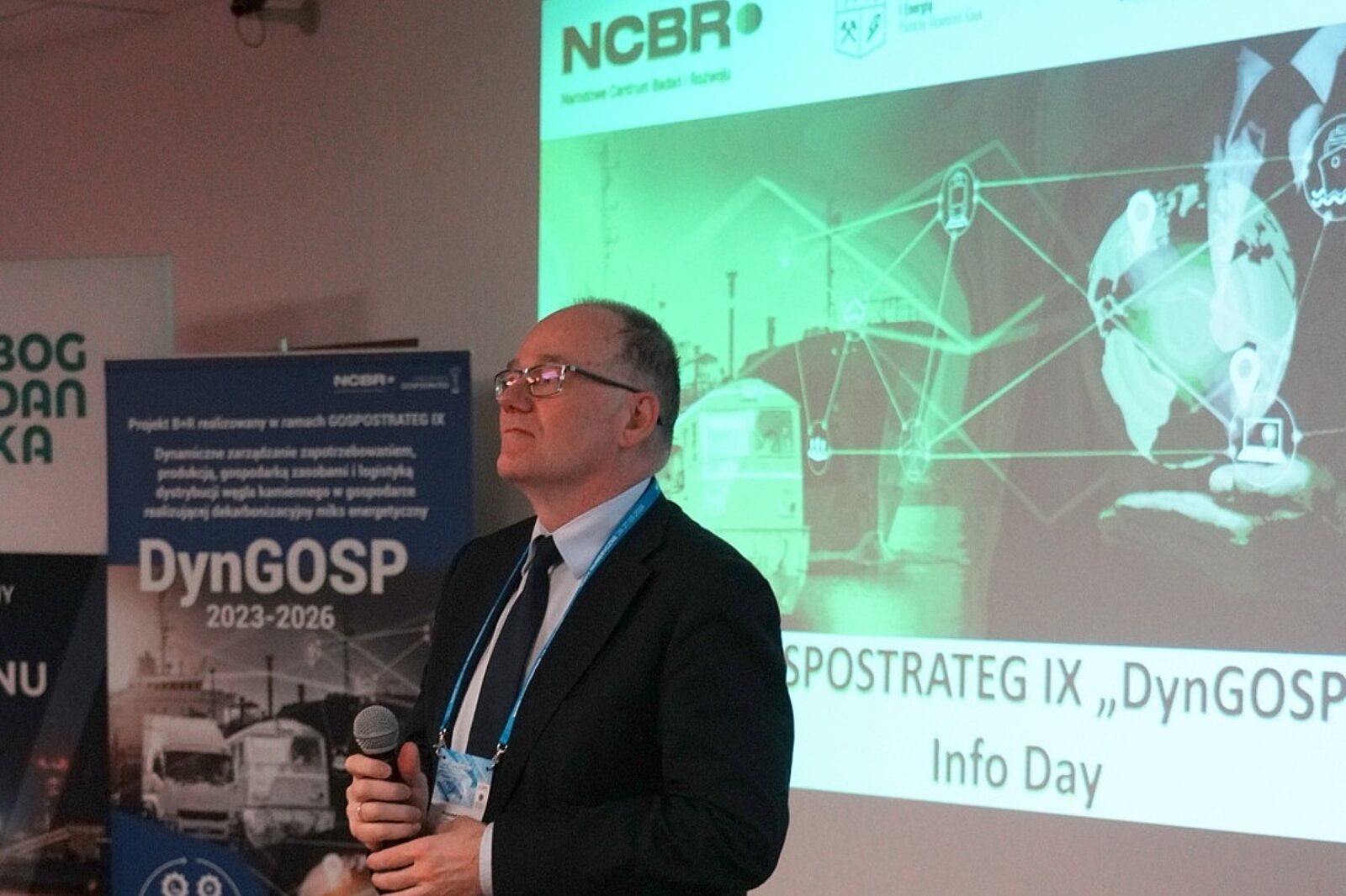 1729158080 galos arckomag