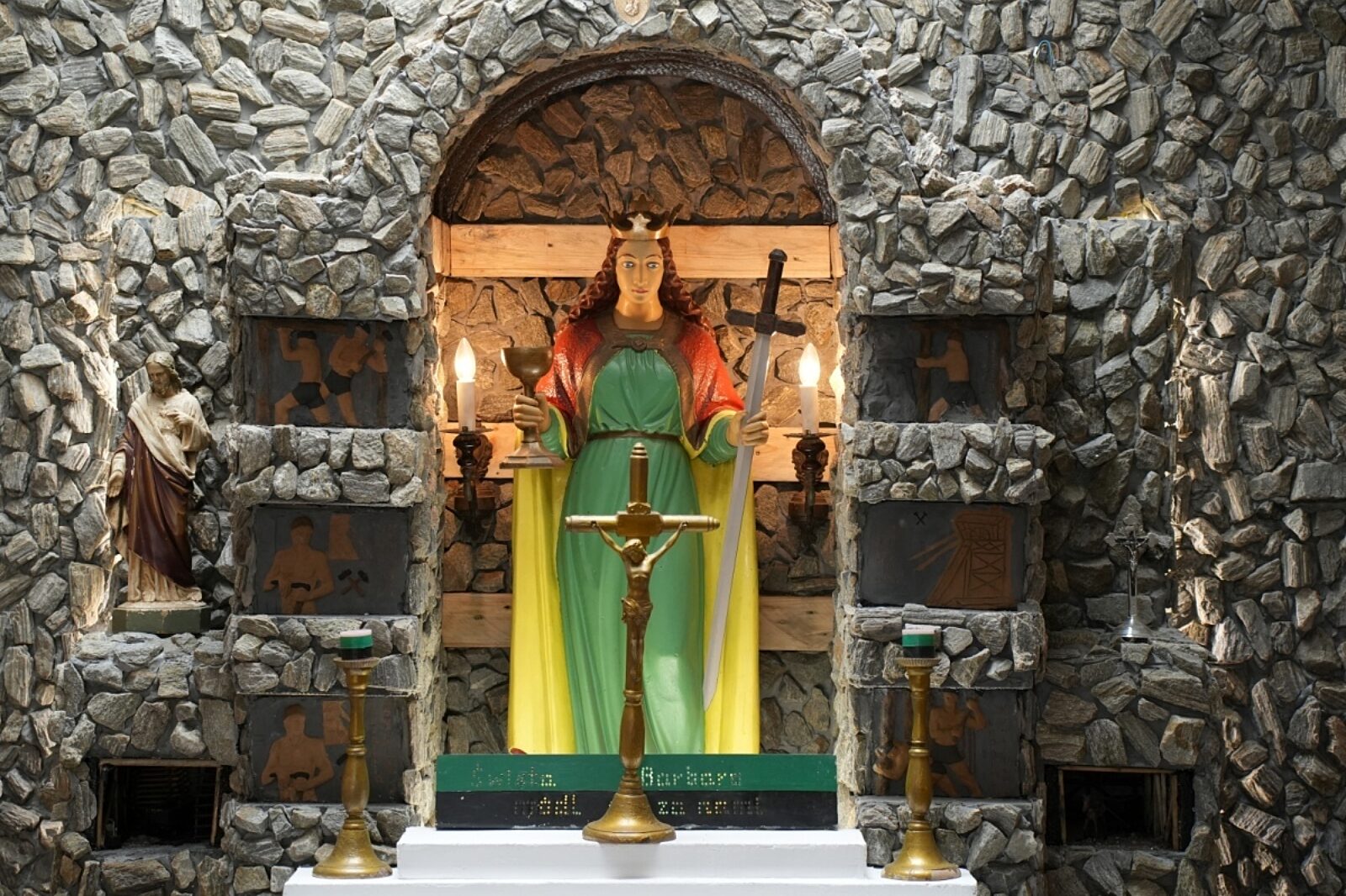 1744383474 swbarbara