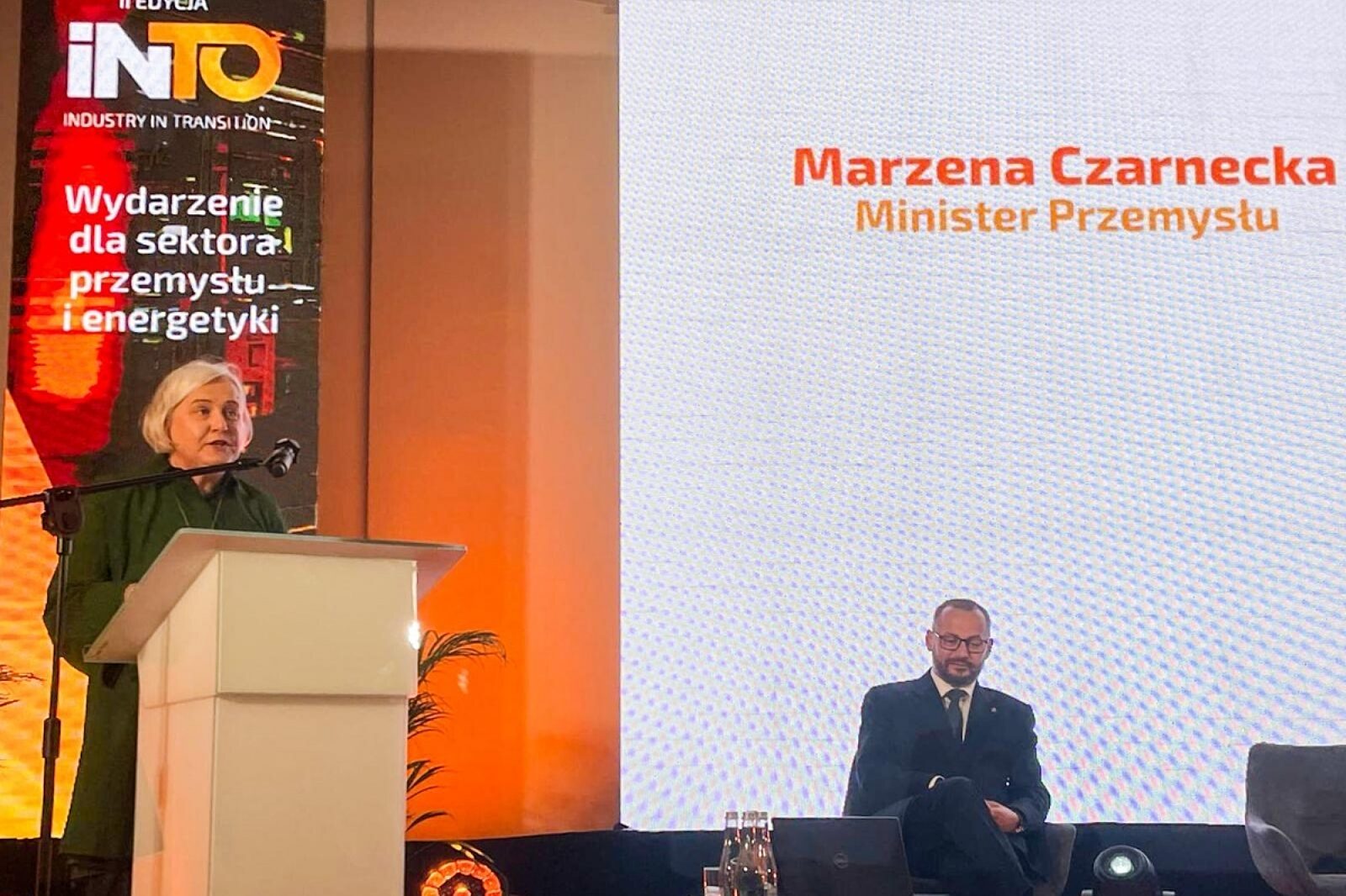 1748598772 whatsappimag