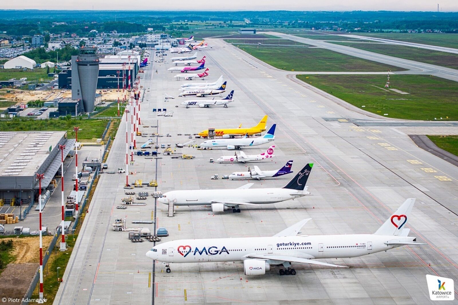 1750153472 tomasikkatowiceair