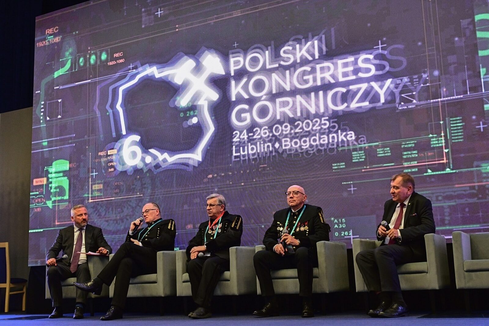 1761815887 556058341 138