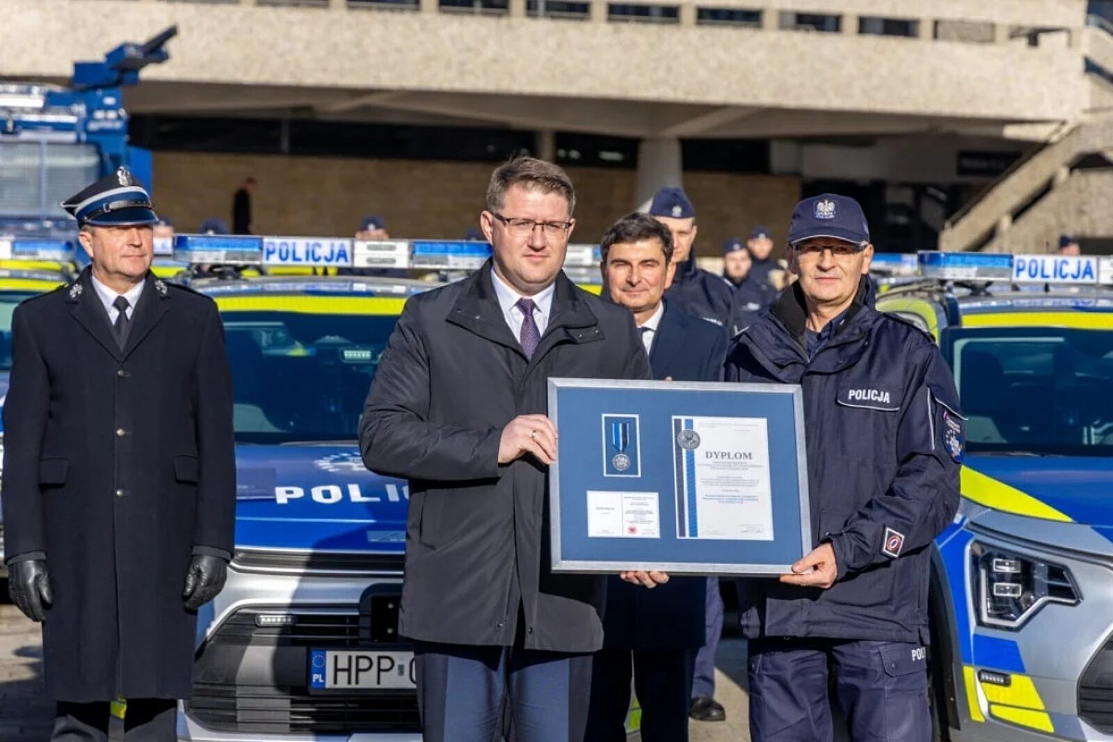 1763733506 radiowozy